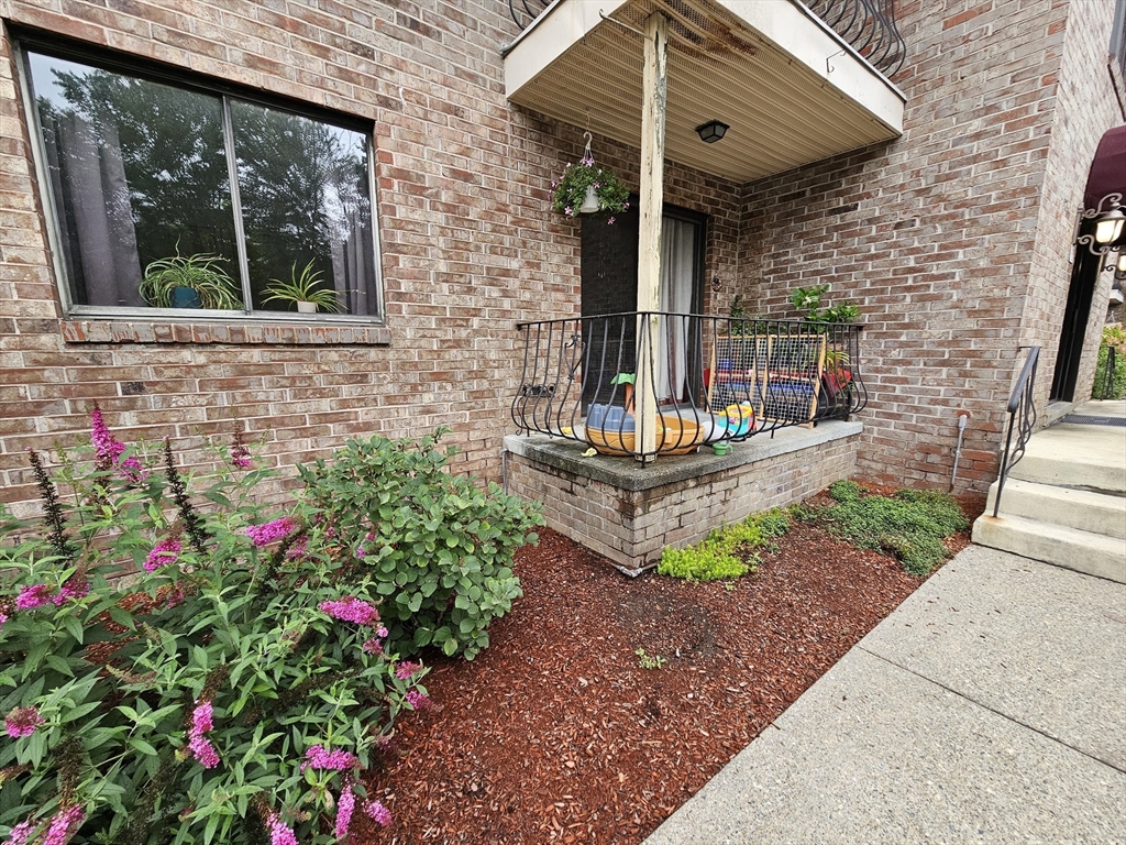 59 School Street # B1