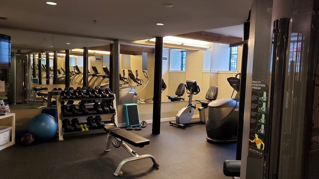 48 Water Street # 403