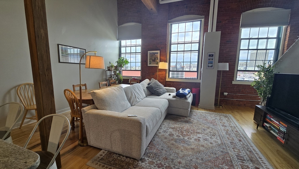 48 Water Street # 418
