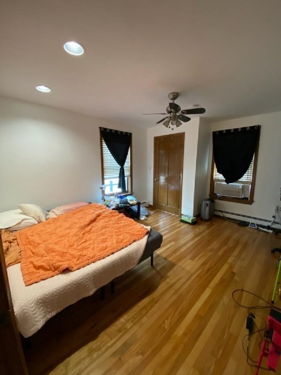 548 Pleasant Street # 2R