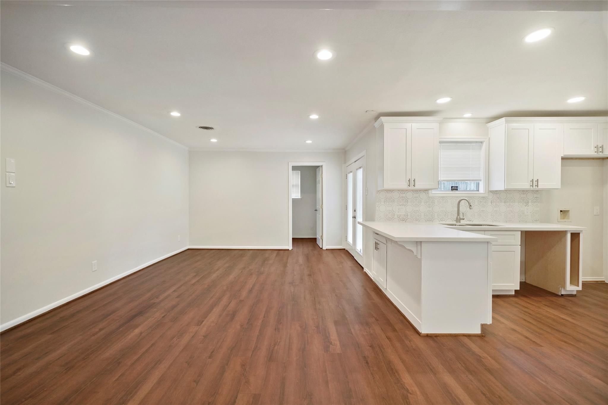 1807 Shadow Bend Drive