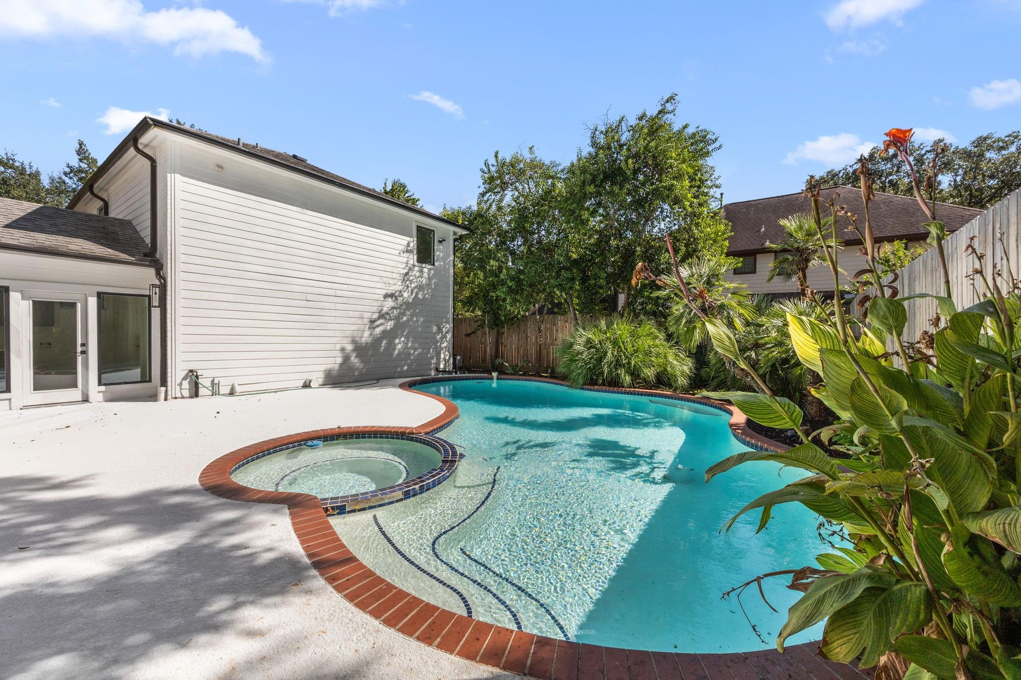 629 Rancho Bauer Drive Unit: 1/2