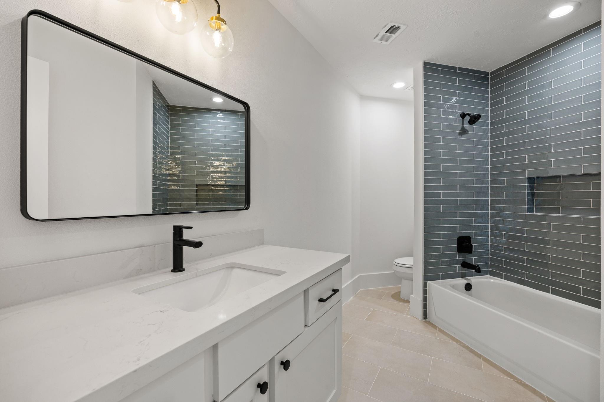 629 Rancho Bauer Drive Unit: 1/2
