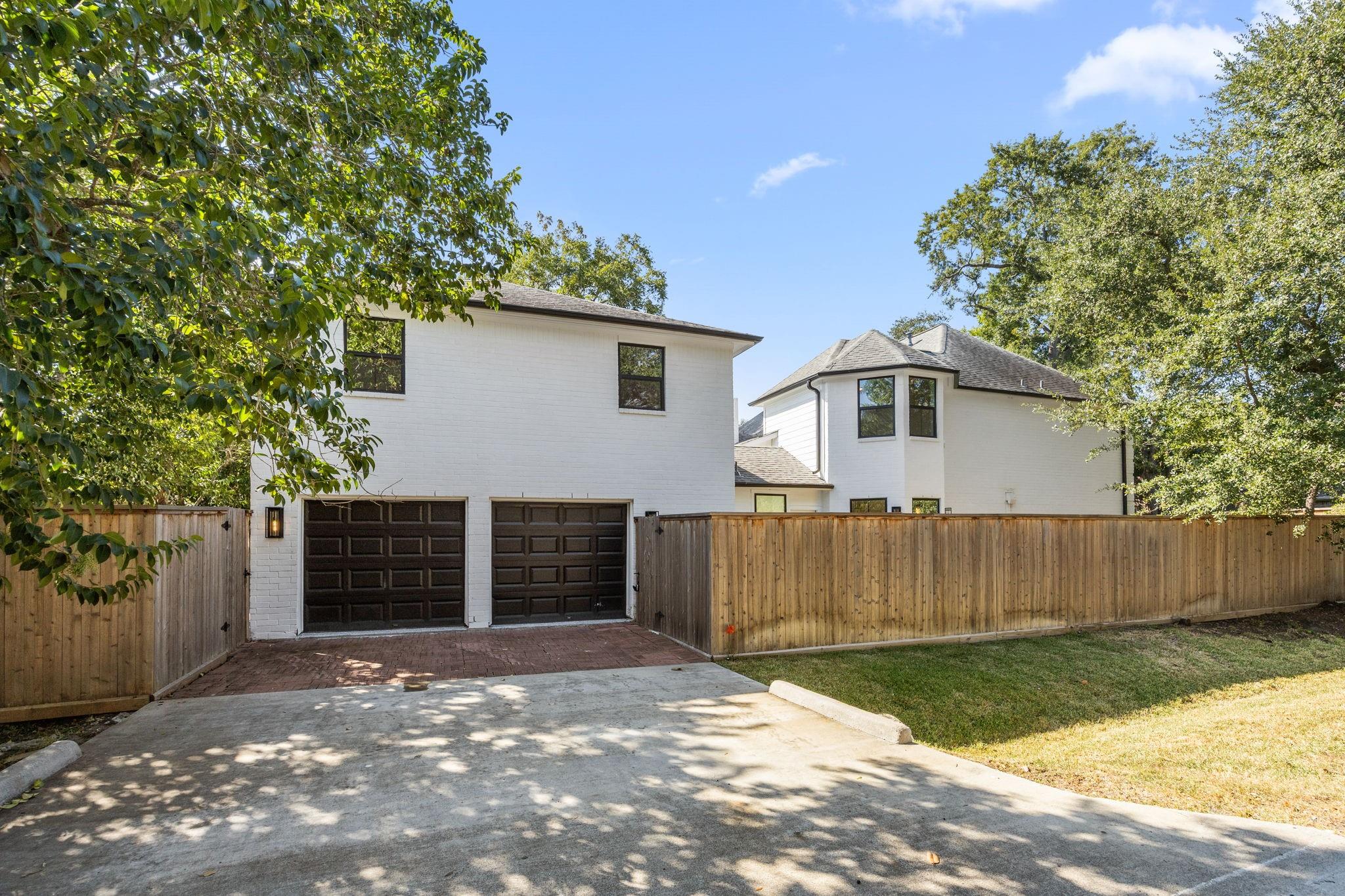 629 Rancho Bauer Drive Unit: 1/2