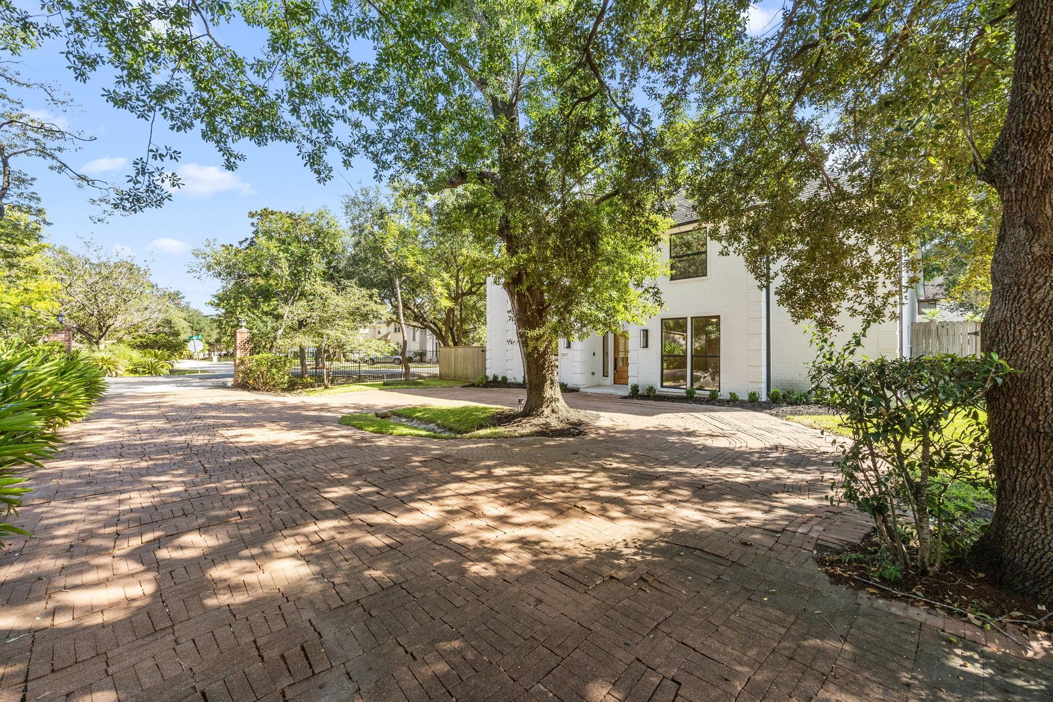 629 Rancho Bauer Drive Unit: 1/2