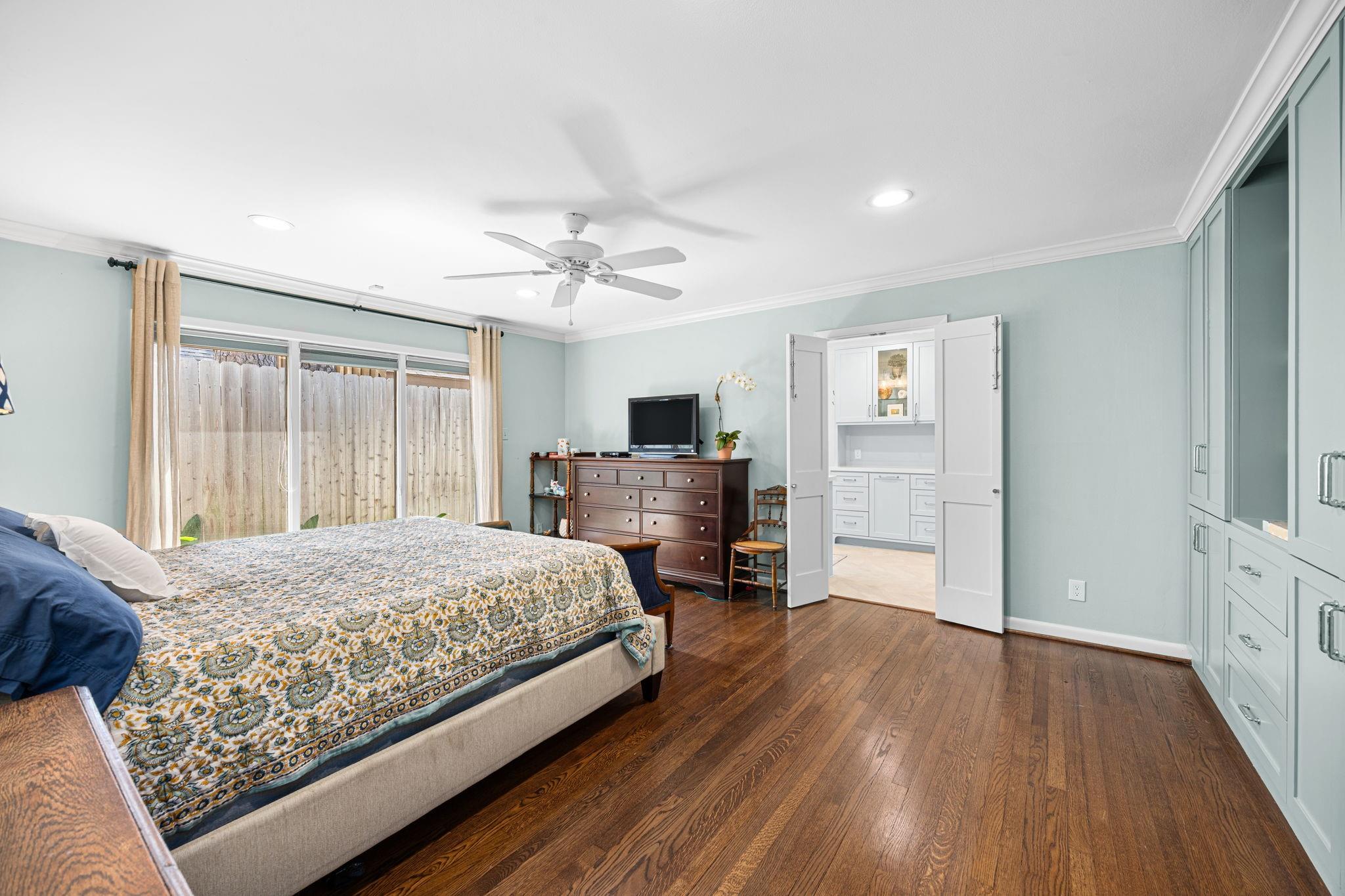 12215 Cobblestone Drive
