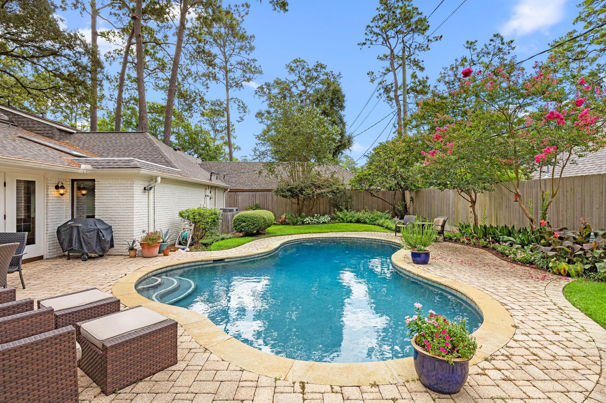 12215 Cobblestone Drive