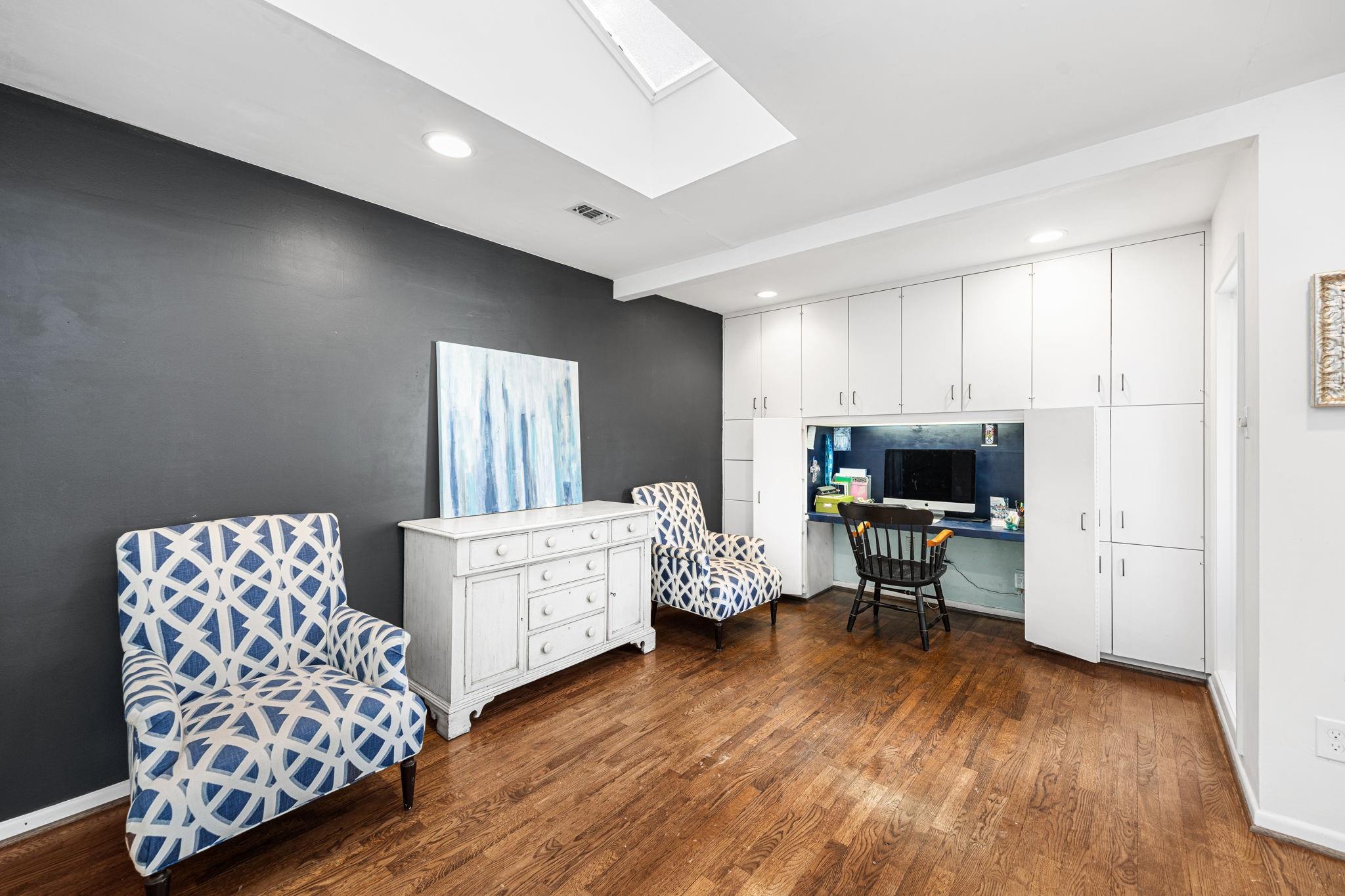 12215 Cobblestone Drive