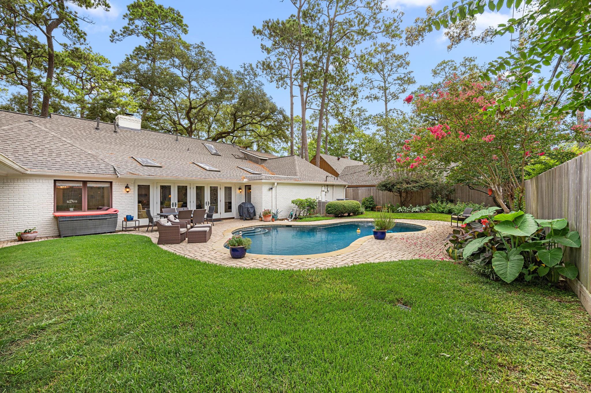 12215 Cobblestone Drive