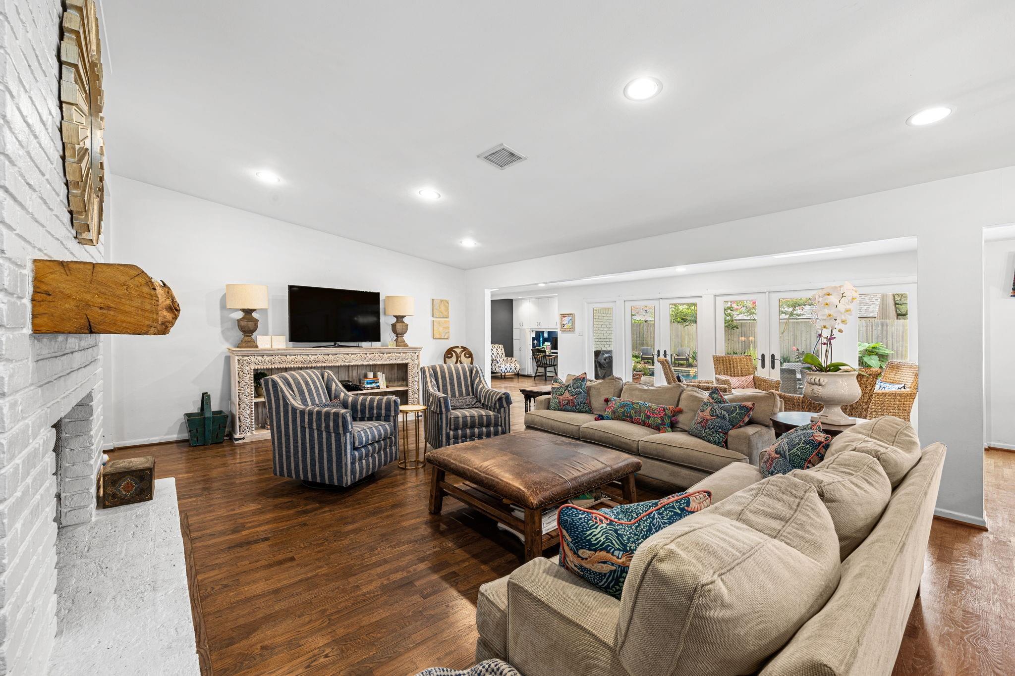 12215 Cobblestone Drive