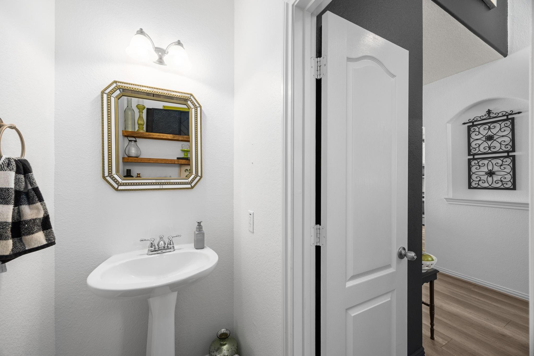 6911 Hamilton Falls Lane