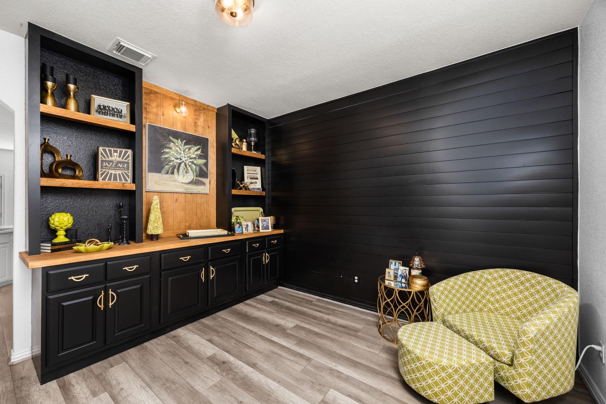 6911 Hamilton Falls Lane