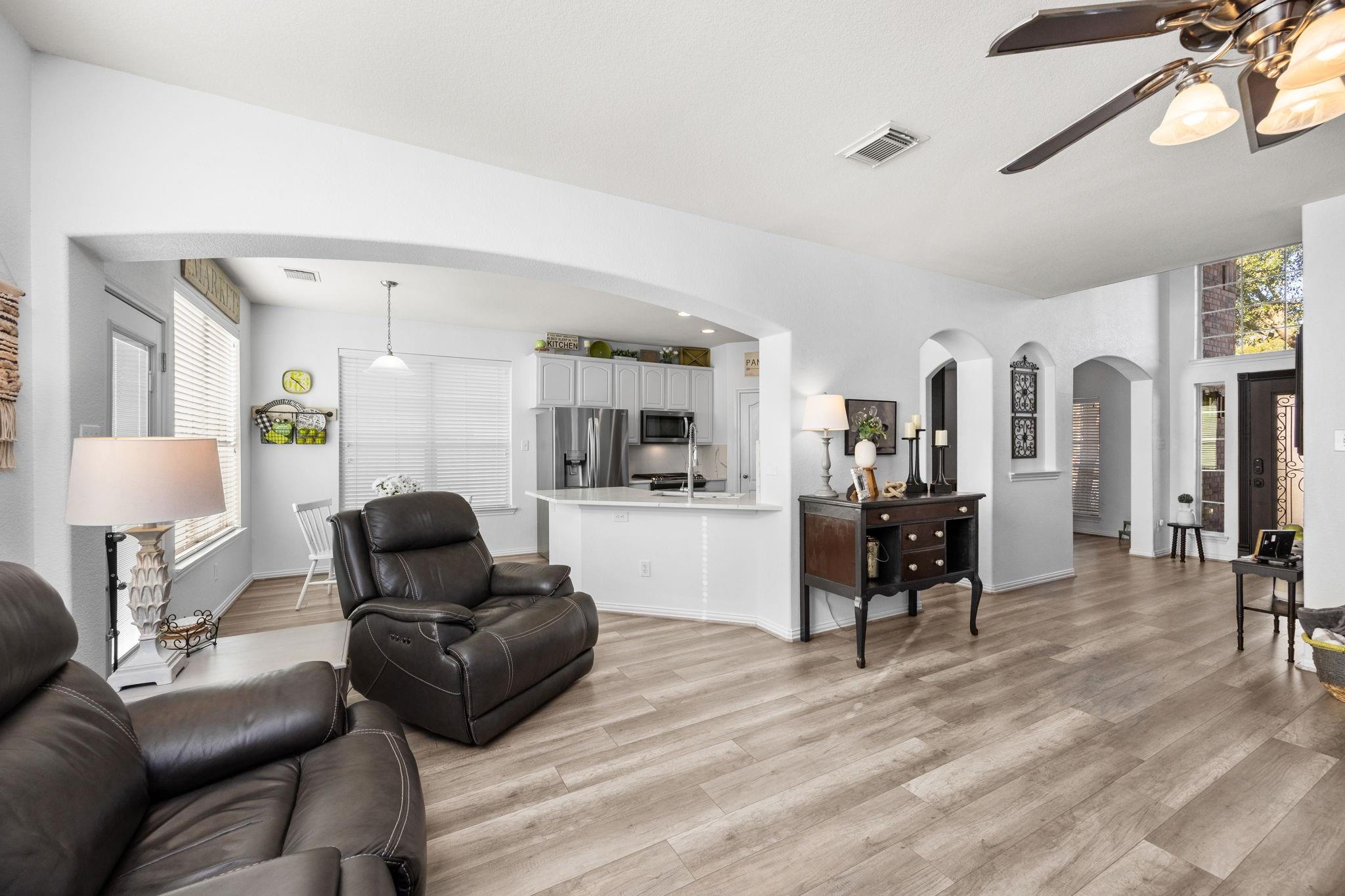 6911 Hamilton Falls Lane