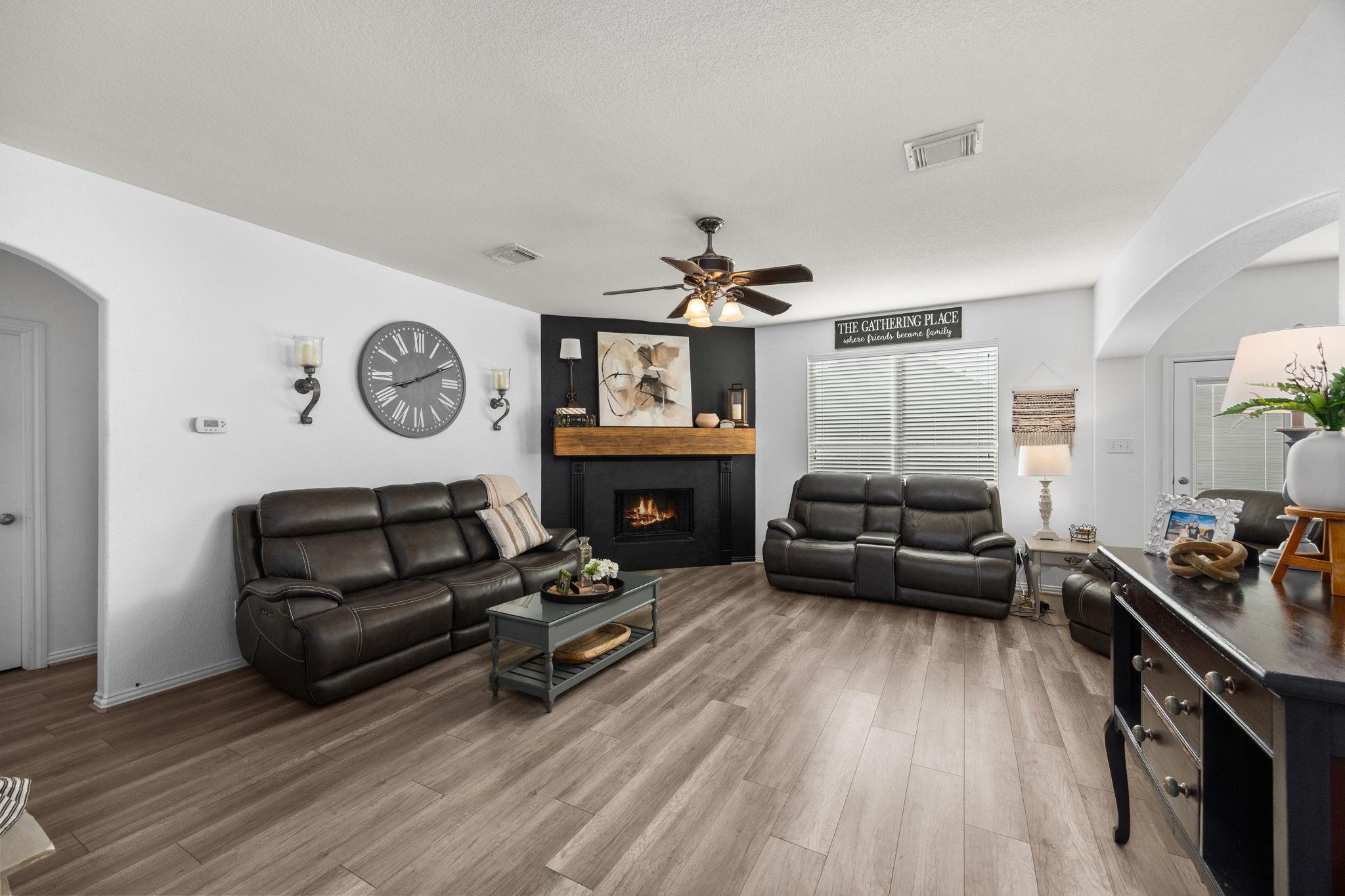 6911 Hamilton Falls Lane