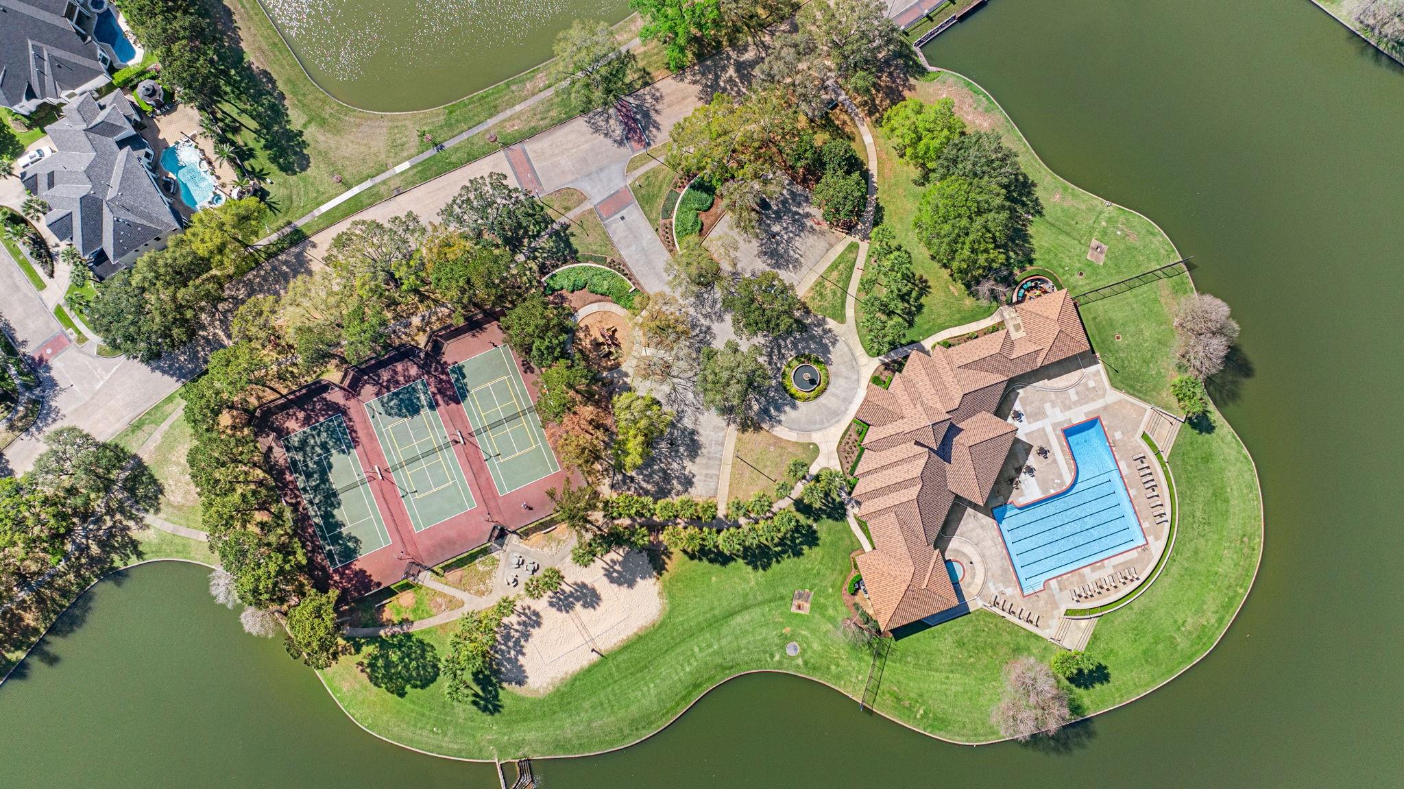 12502 Pebble Way Court