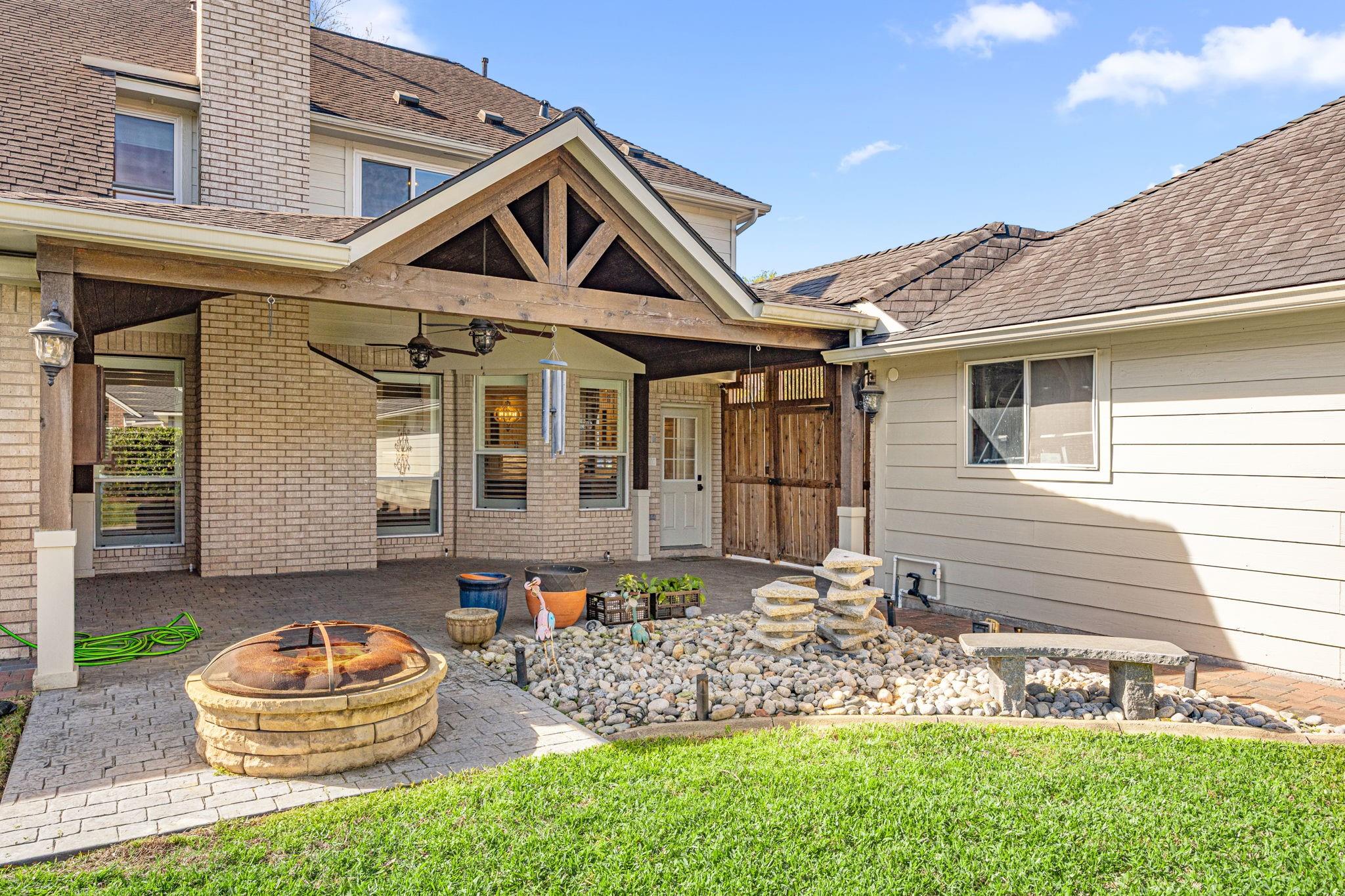 12502 Pebble Way Court