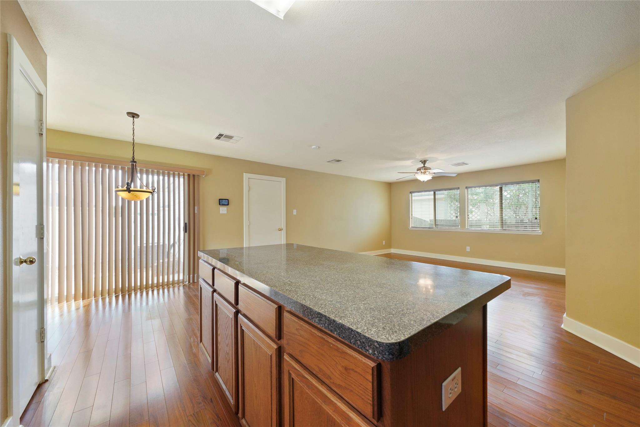 1507 Kew Garden Kew Garden Drive