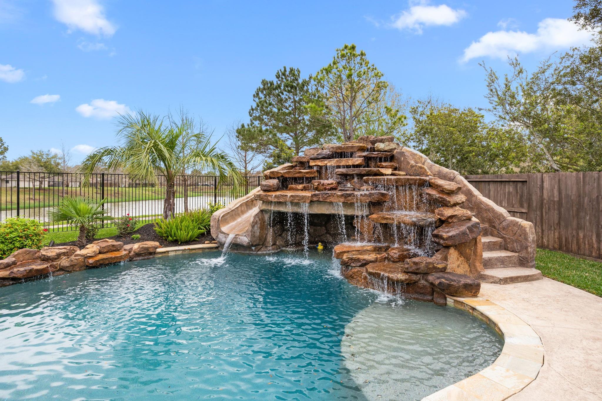 3211 Drake Springs Lane