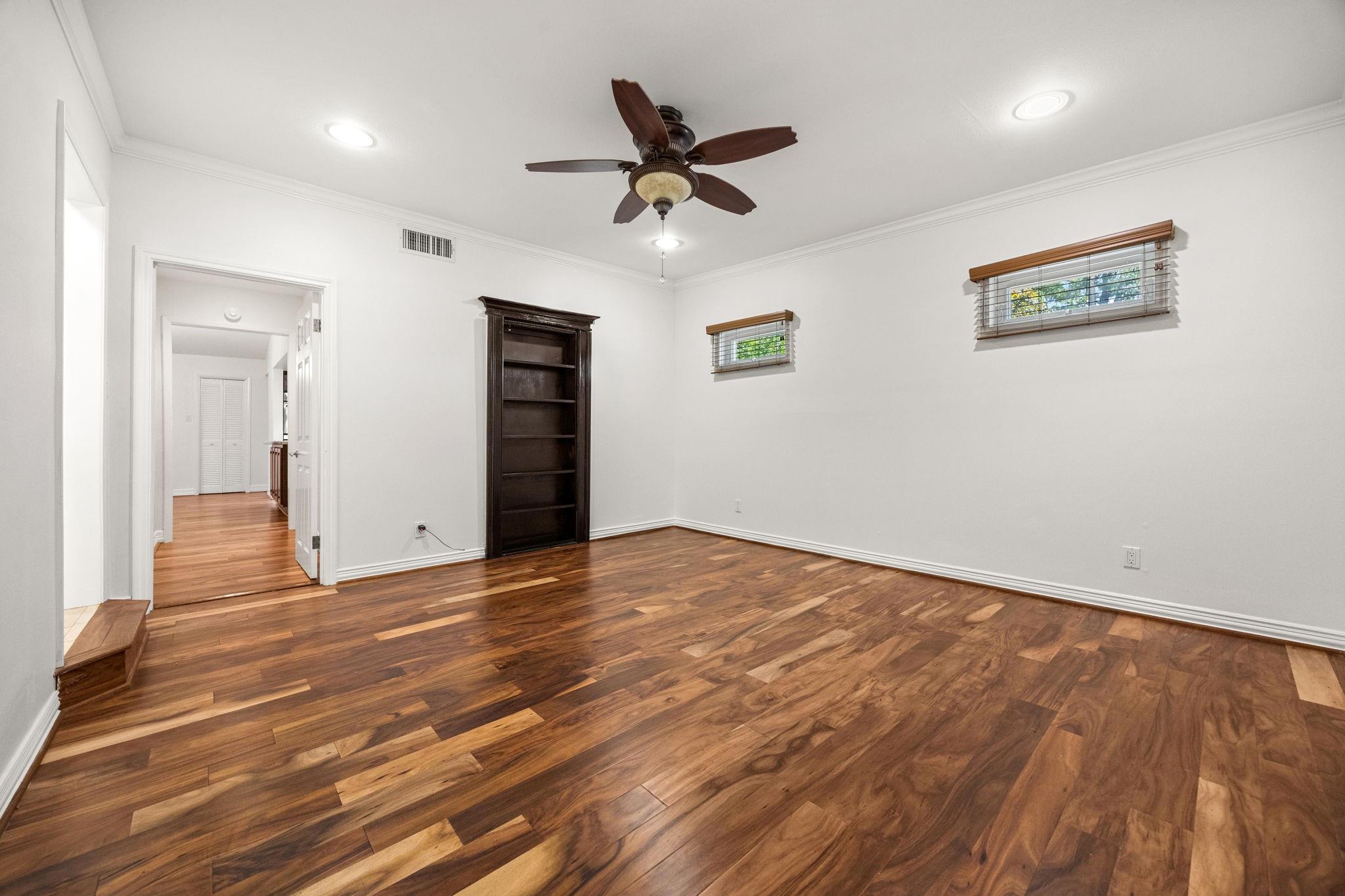 10310 Mayfield Road