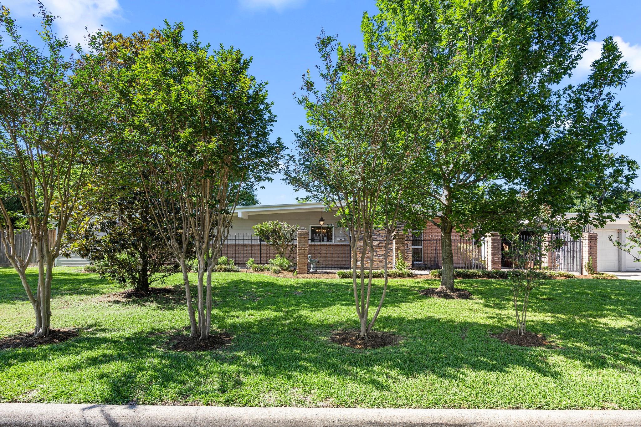 10310 Mayfield Road