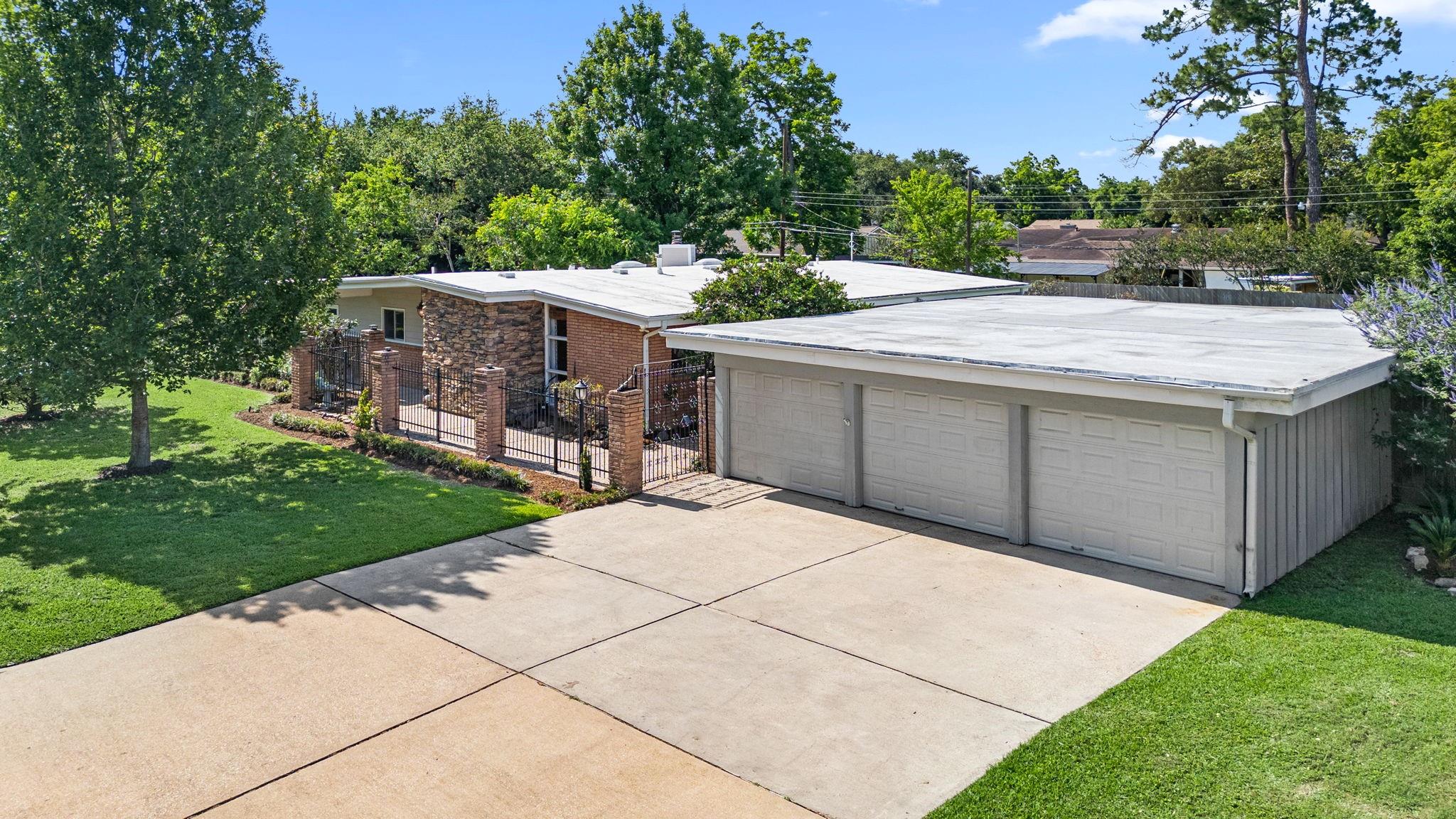 10310 Mayfield Road