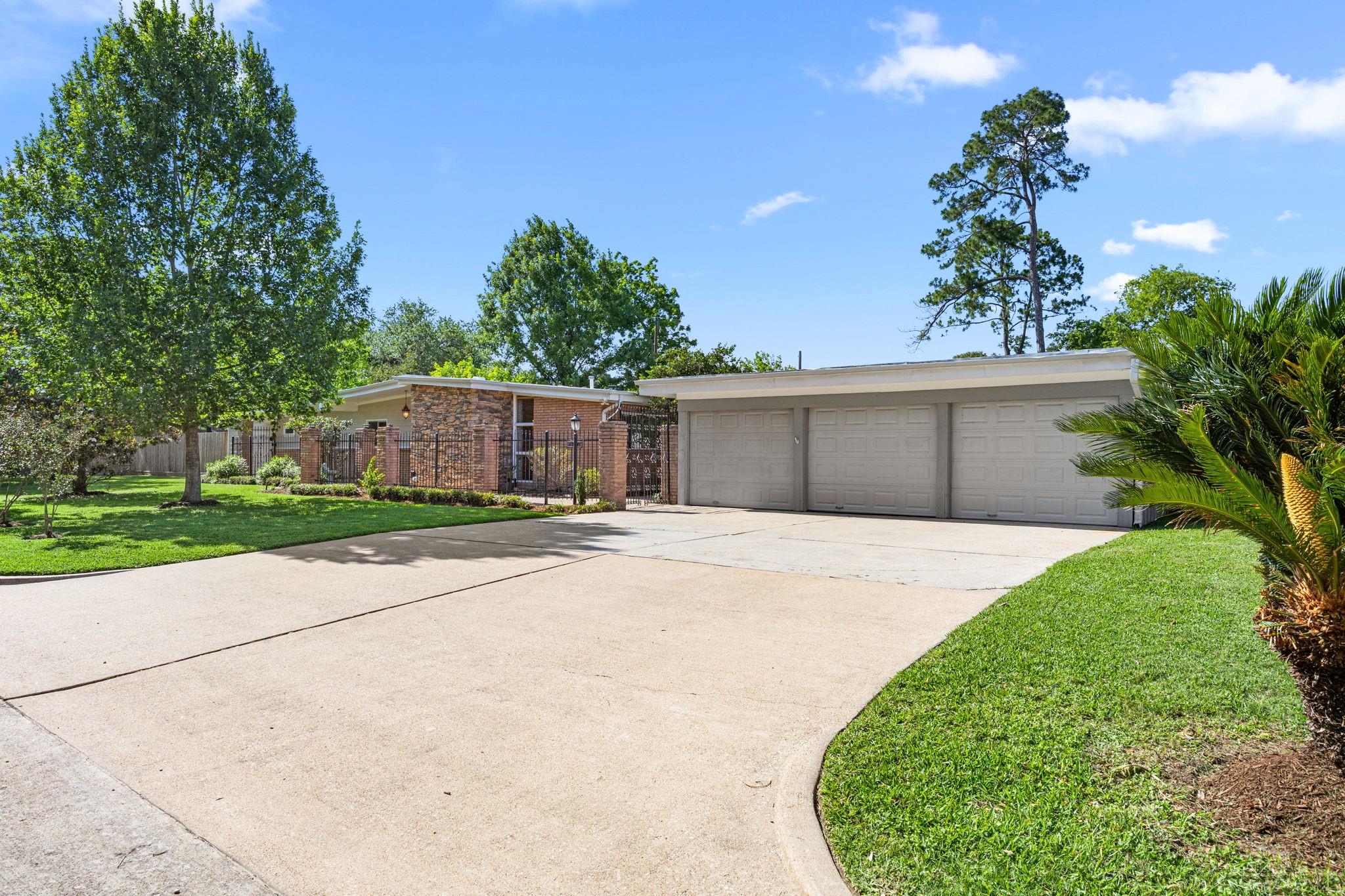 10310 Mayfield Road