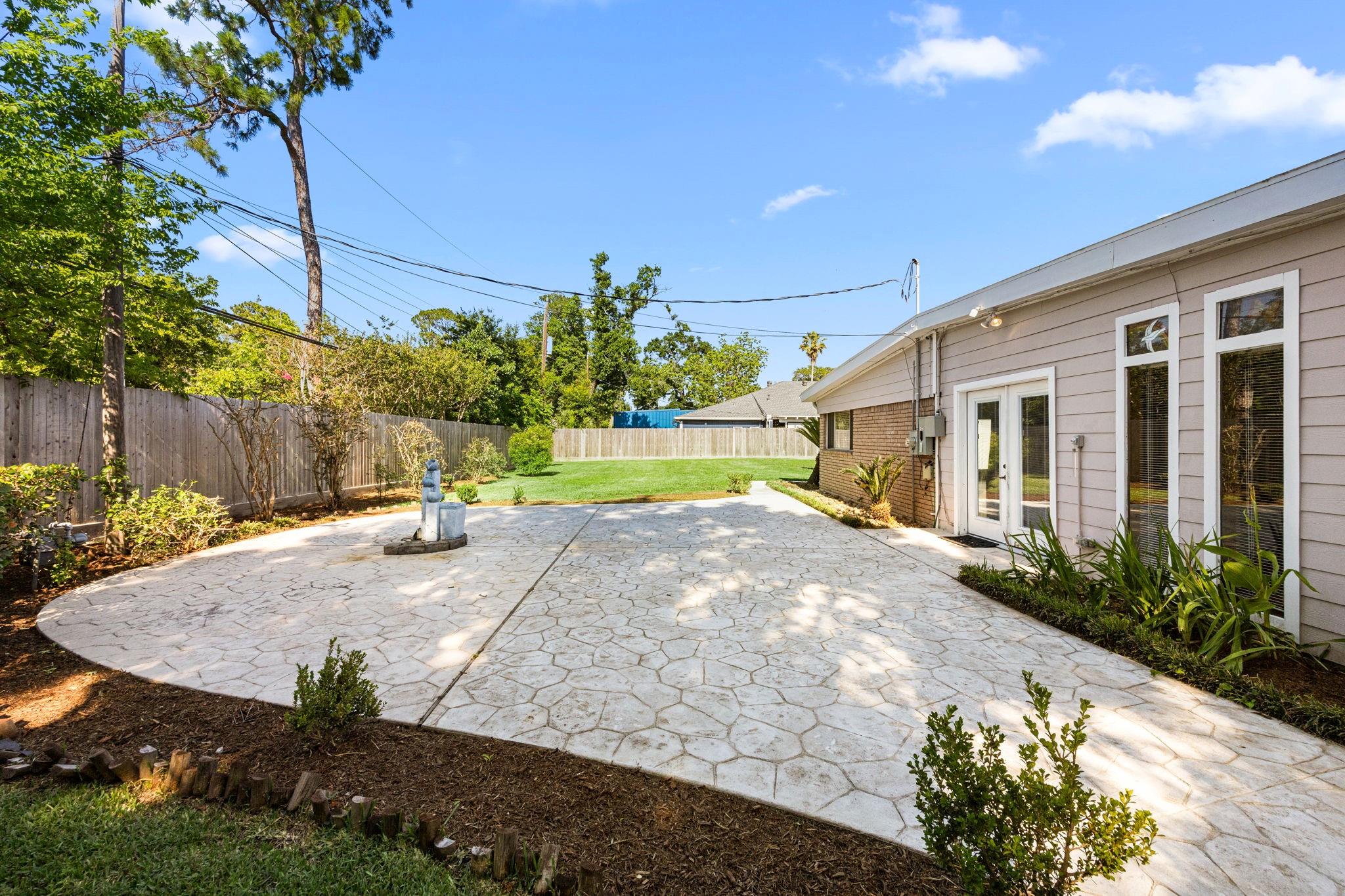 10310 Mayfield Road