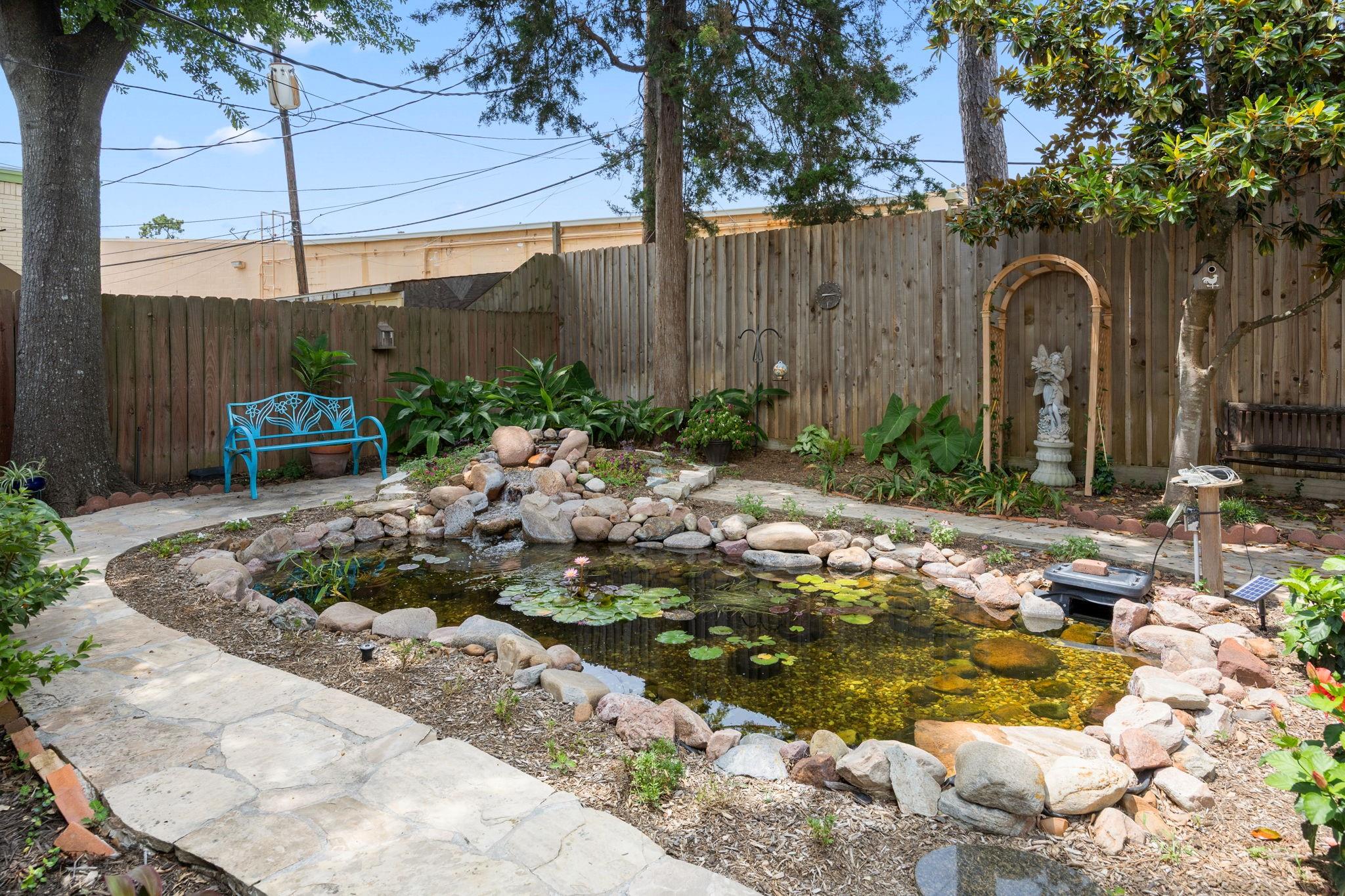 1375 Bullock Lane