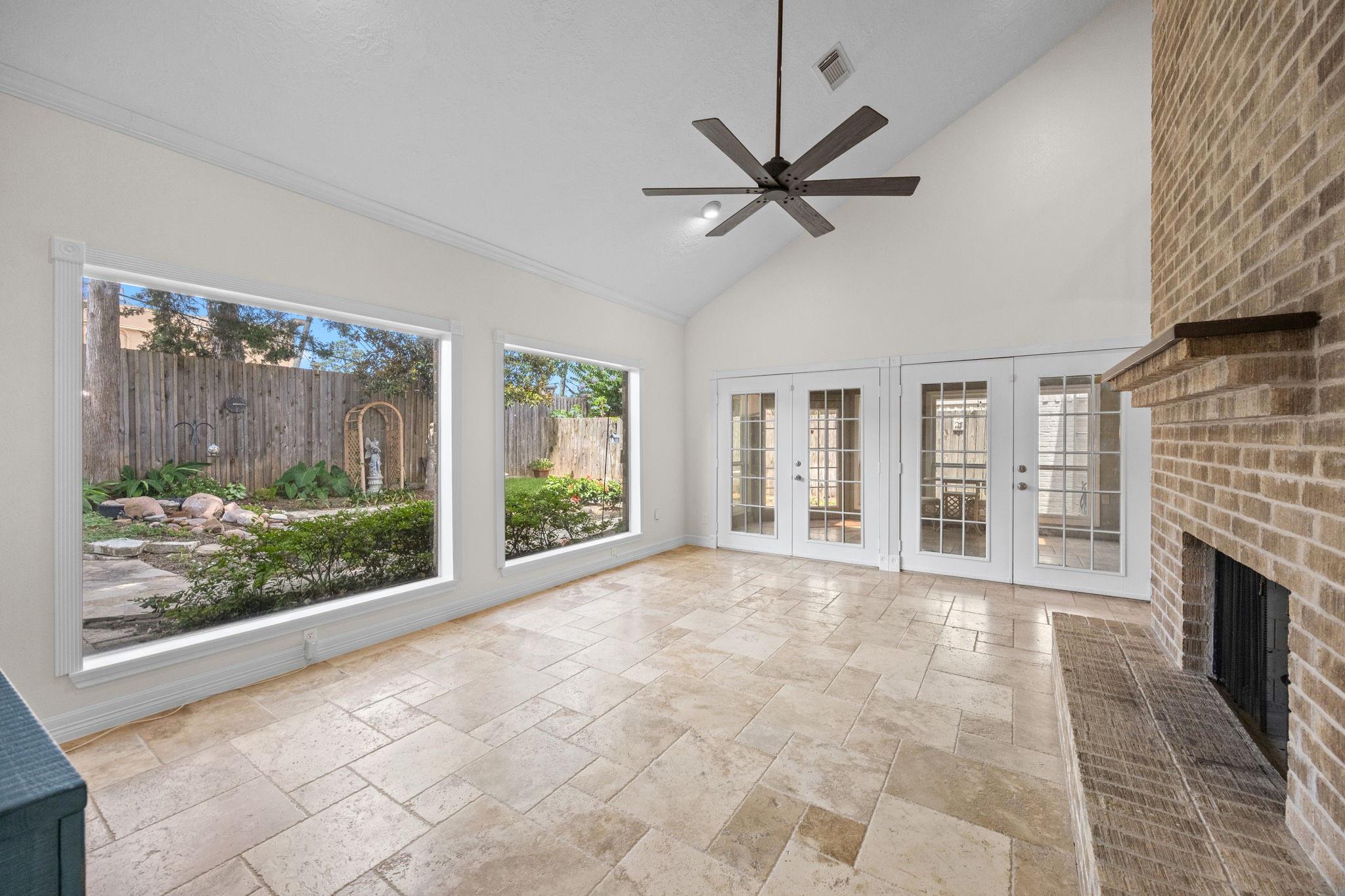 1375 Bullock Lane