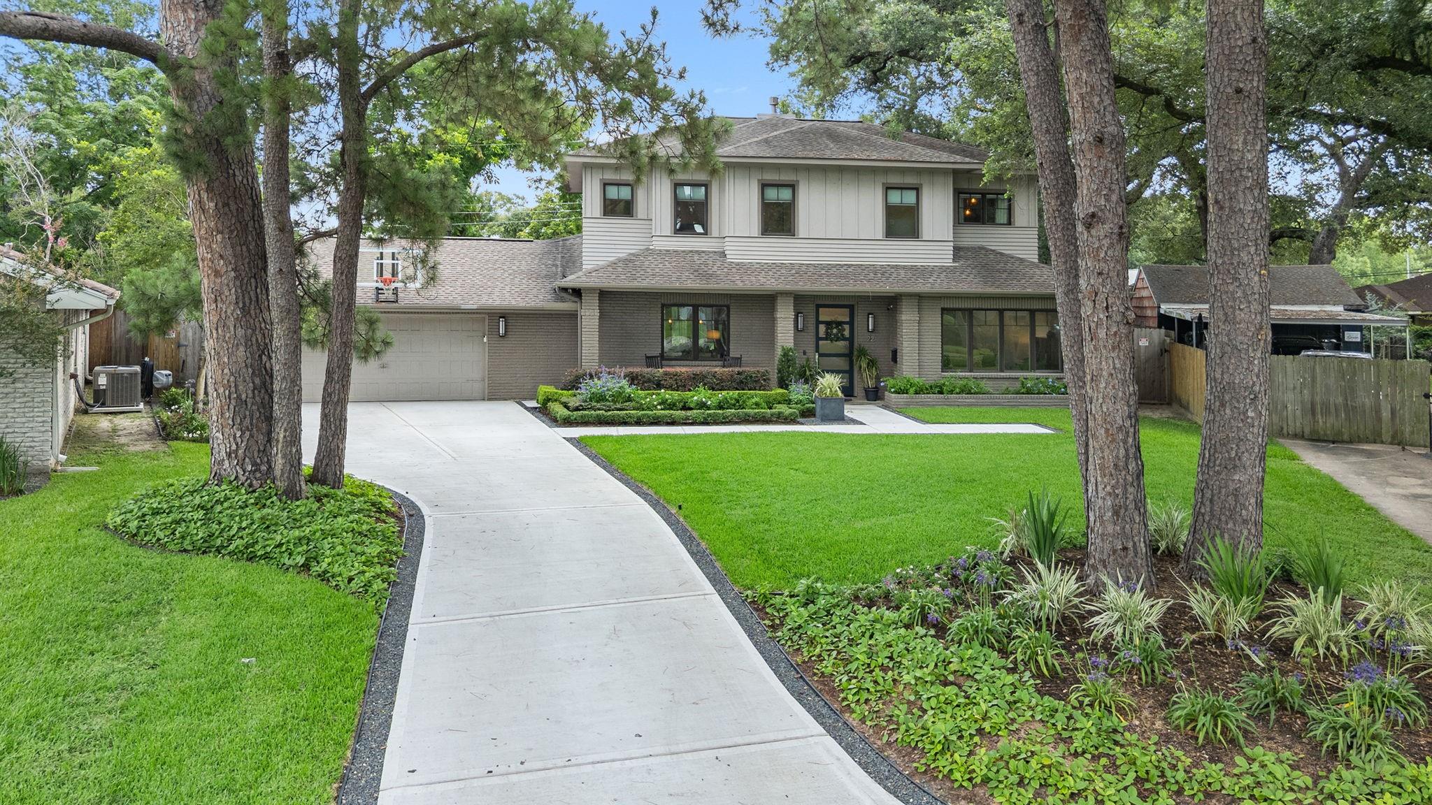 22 Laurenhurst Court