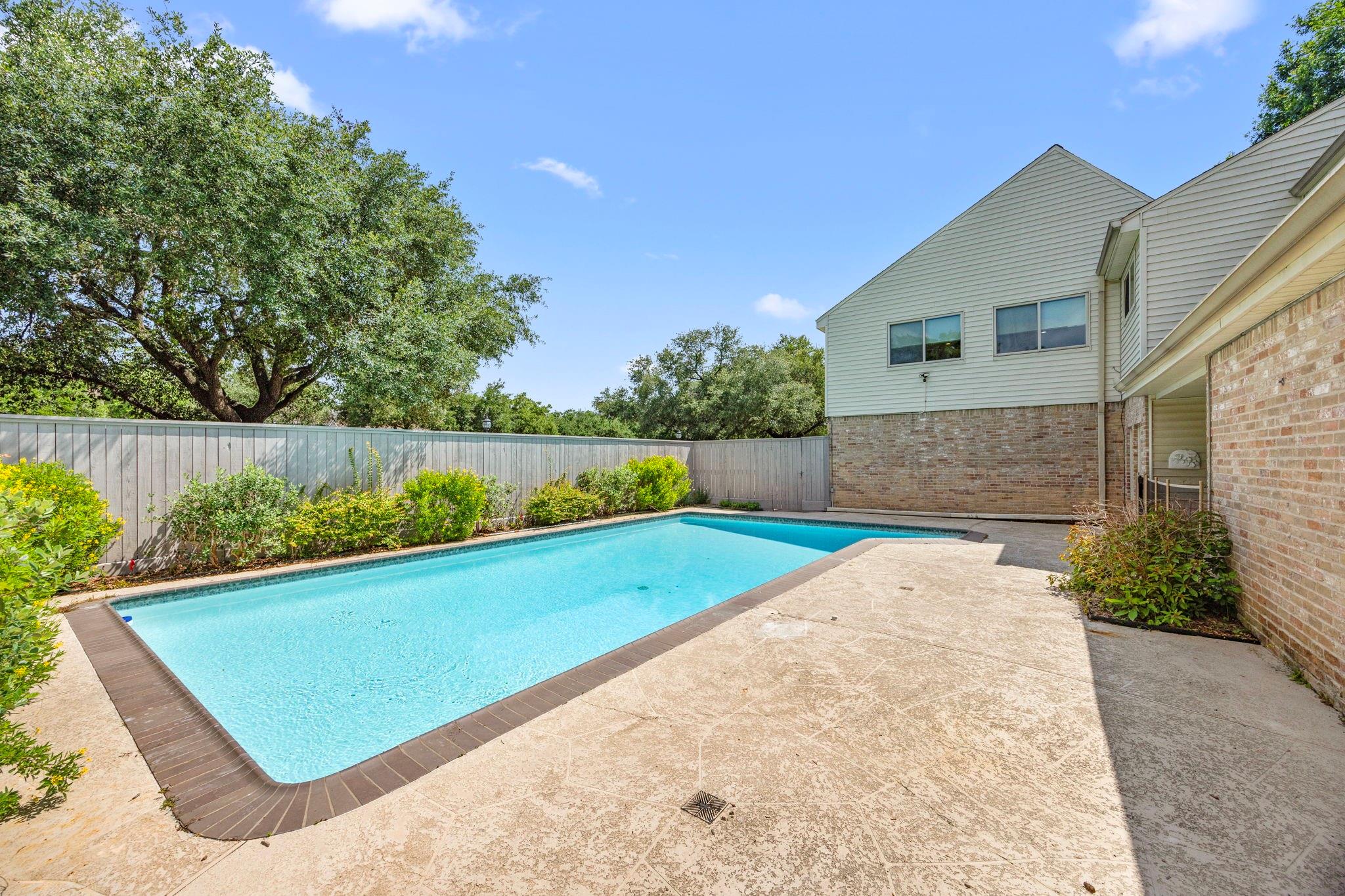 15742 Walkwood Drive