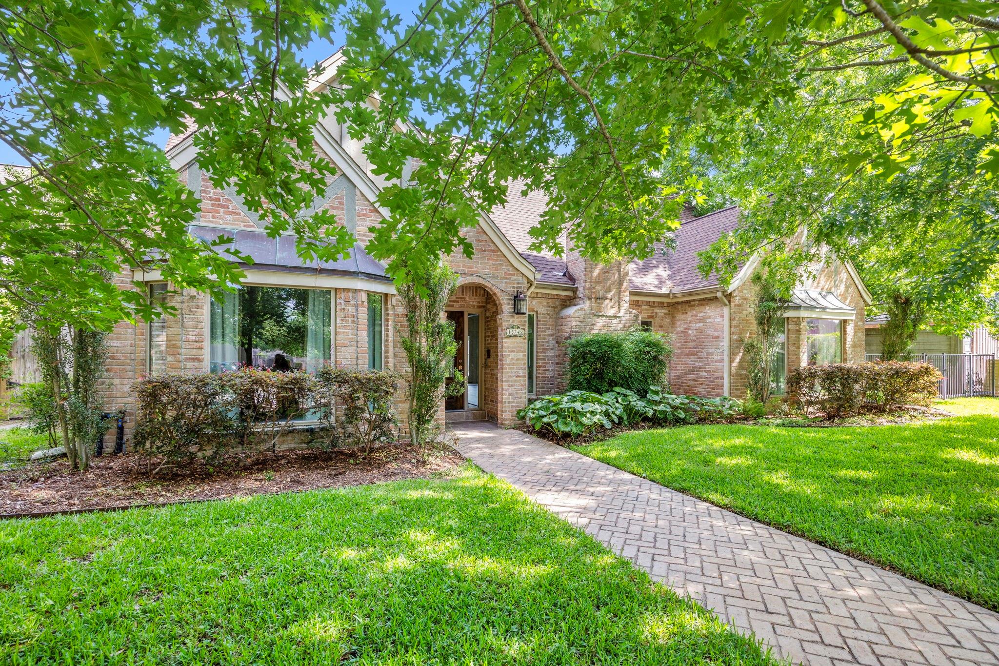 15742 Walkwood Drive Houston TX