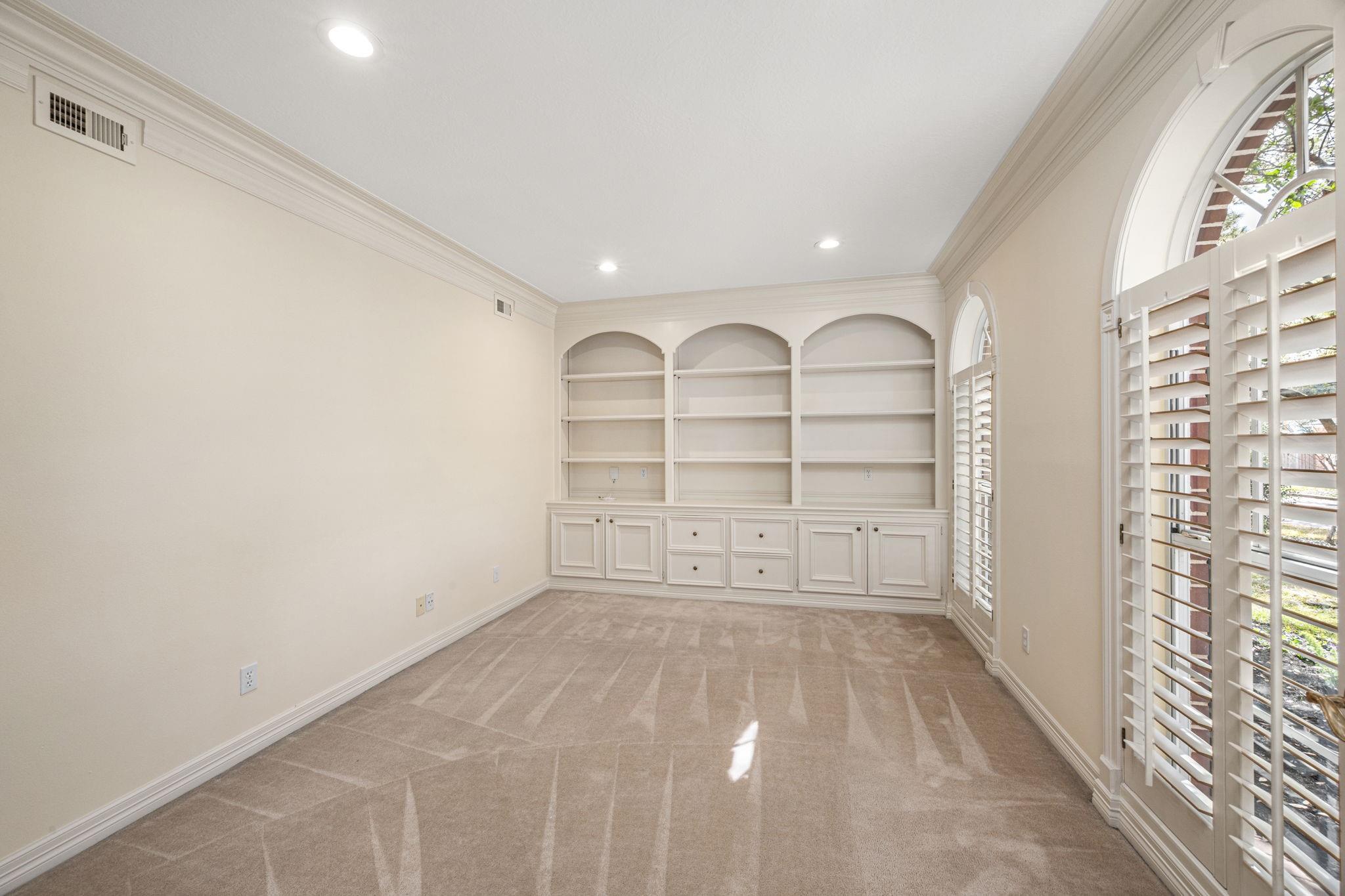 15914 S Barkers Landing Road