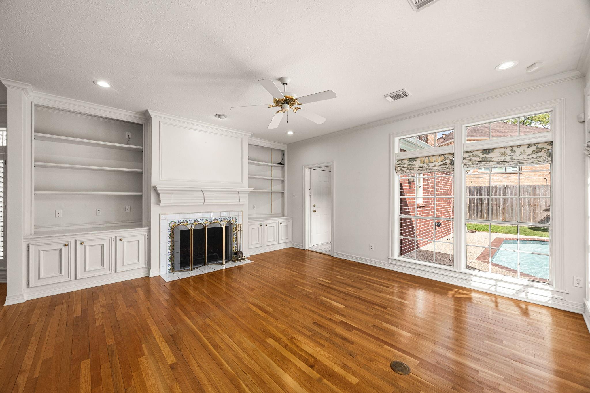 15914 S Barkers Landing Road