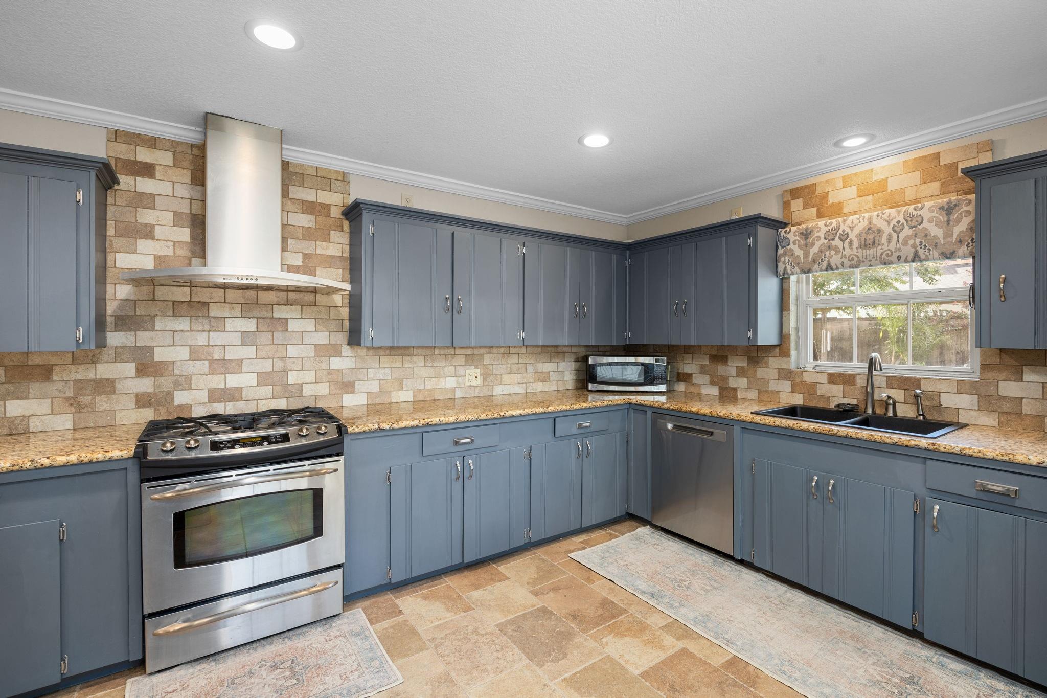 8313 Cedarbrake Drive