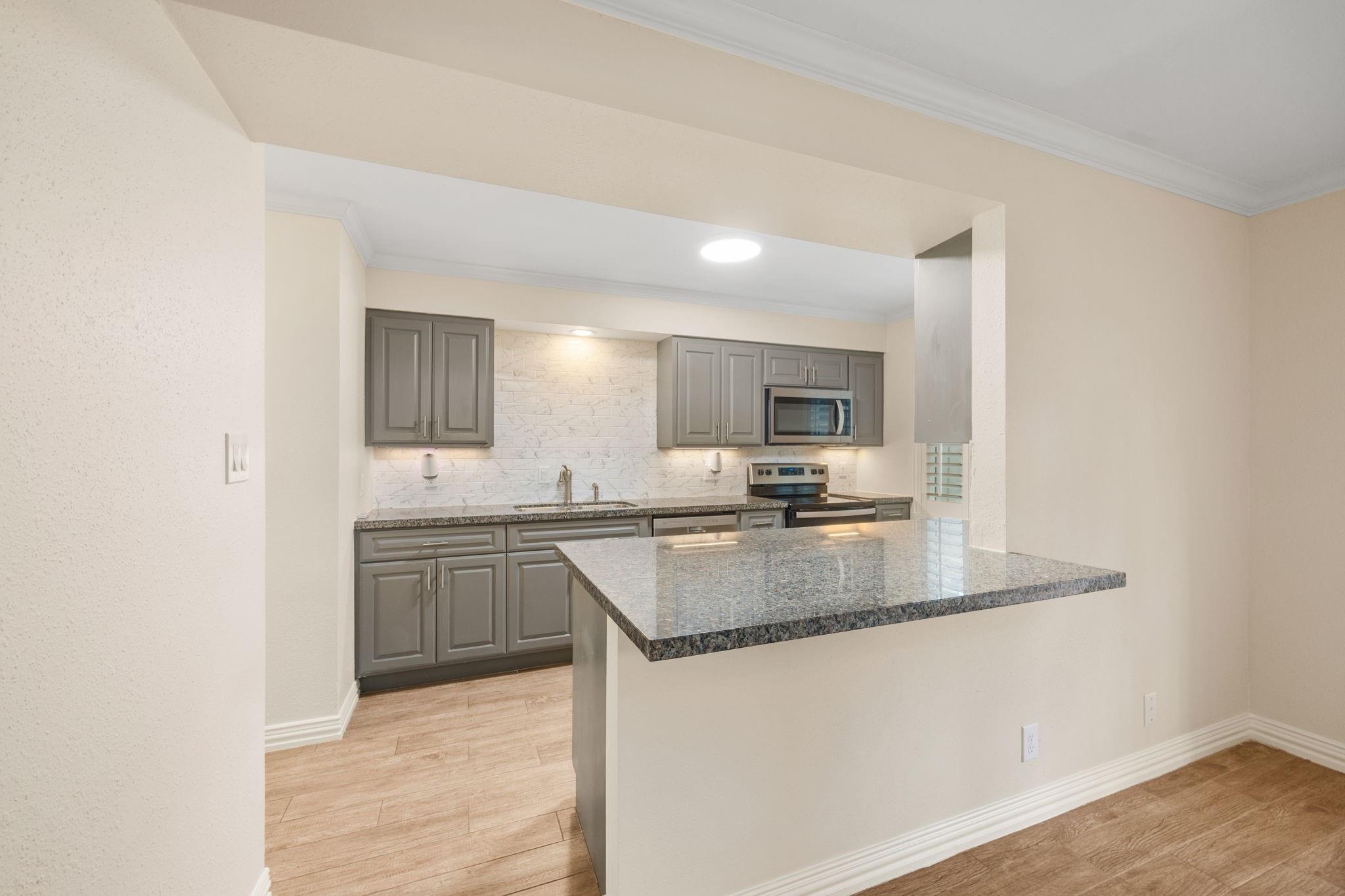 12632 Huntingwick Drive # 140