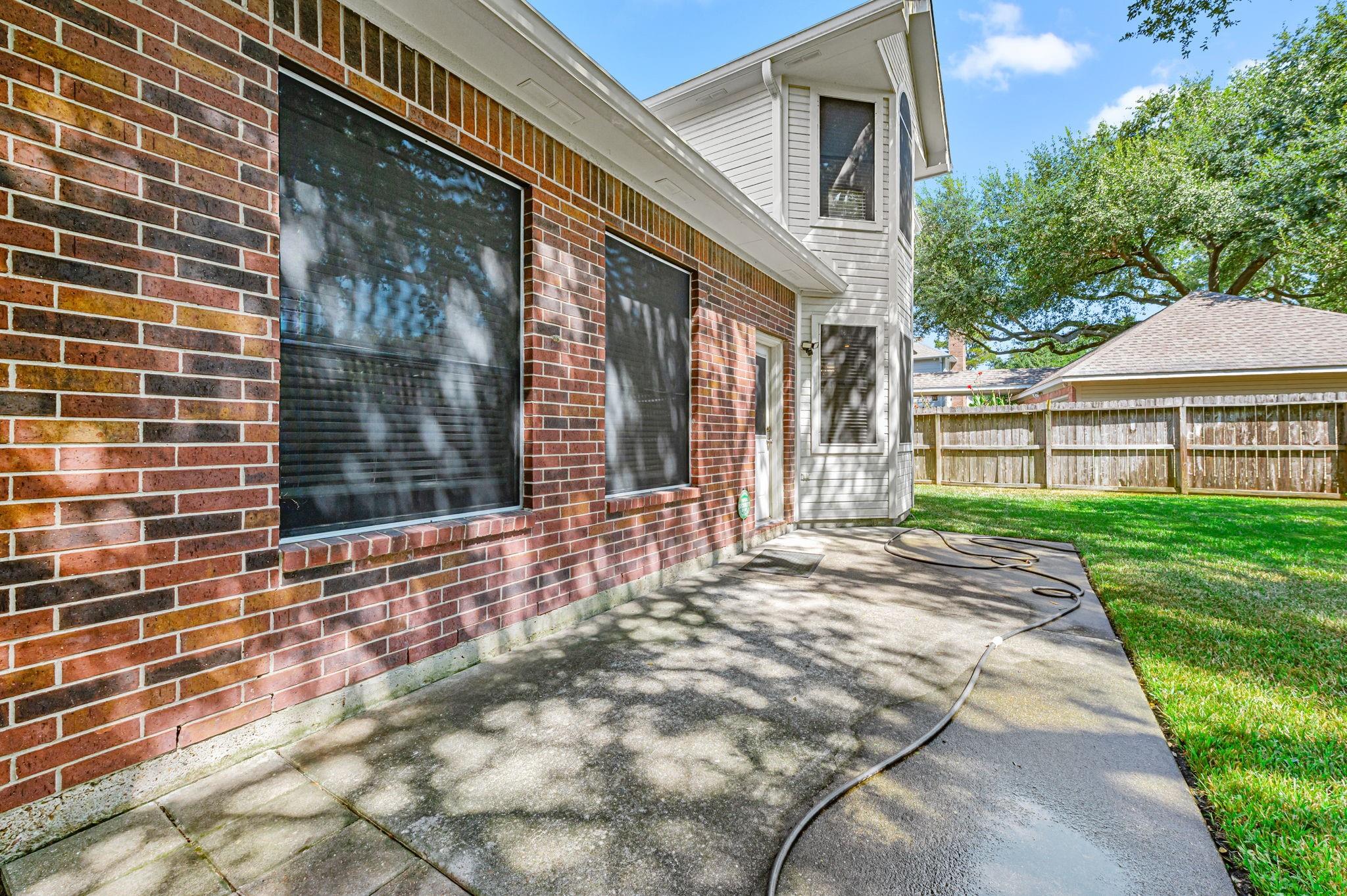 5718 Parryville Drive