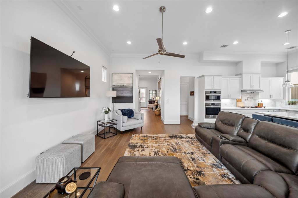 6006 Cottage Grove Lake Drive