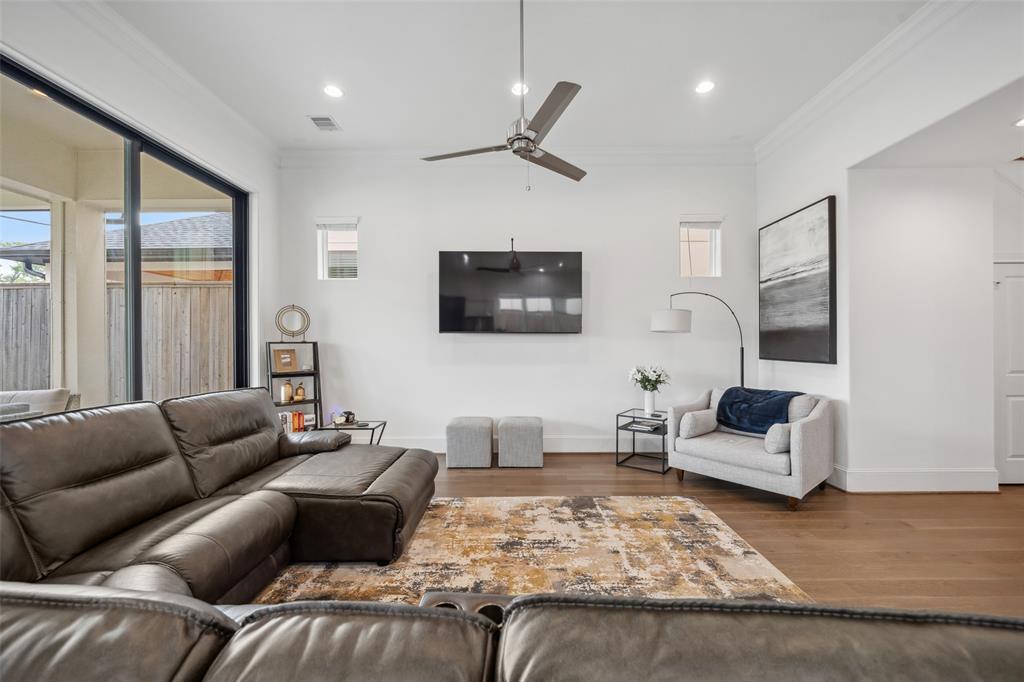 6006 Cottage Grove Lake Drive