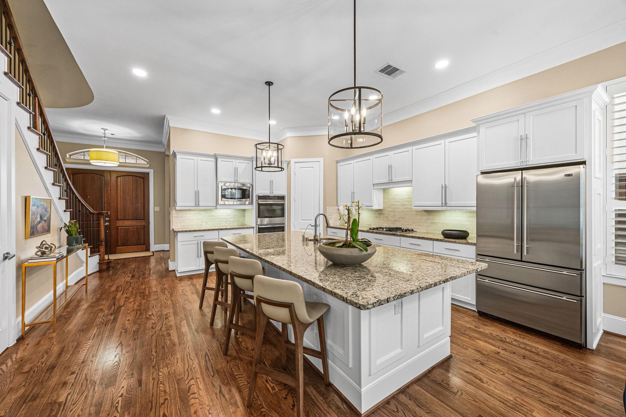 8413 Moritz Green