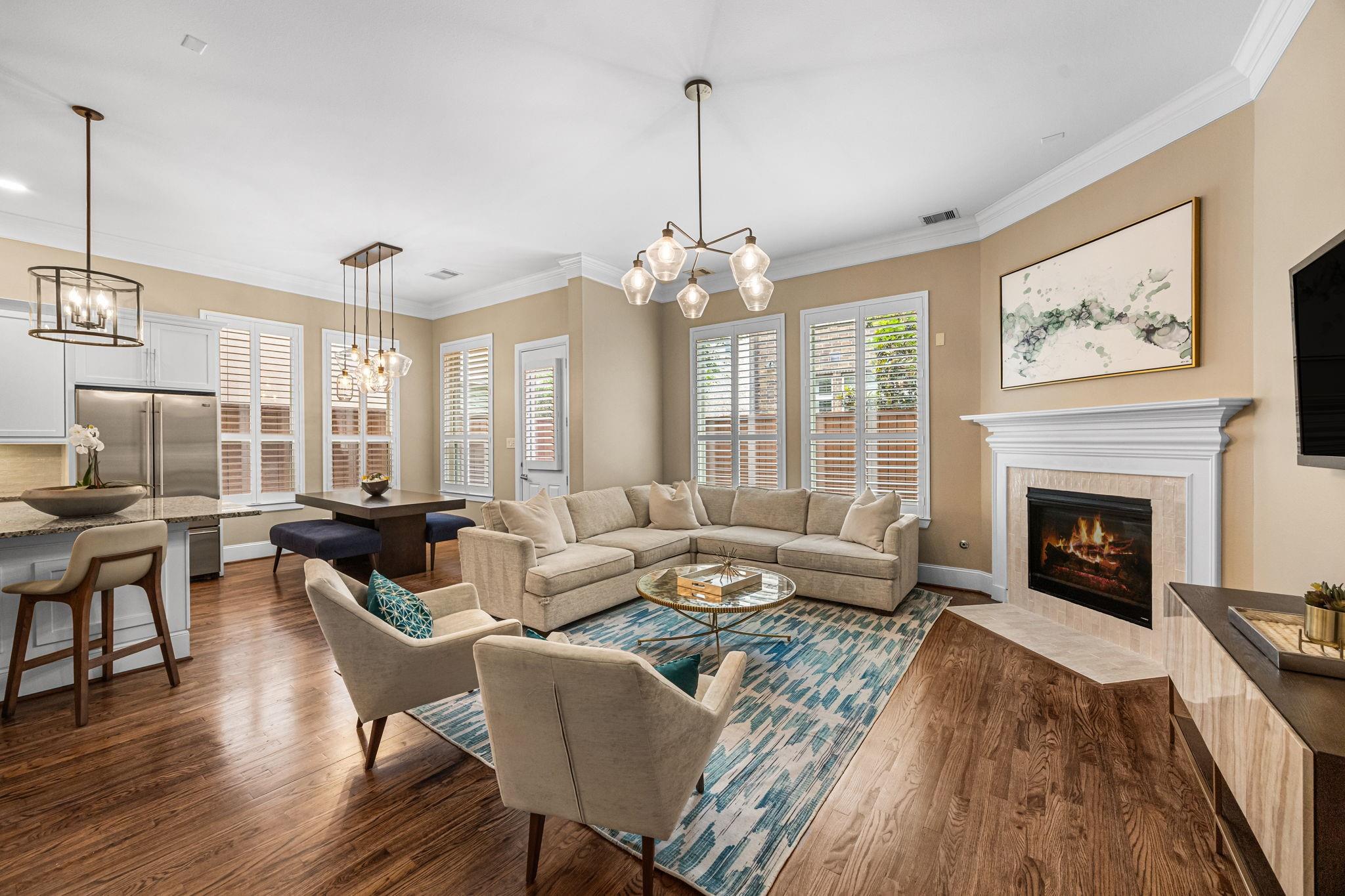 8413 Moritz Green