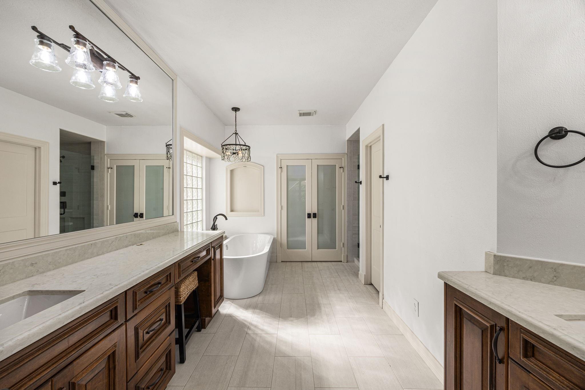 12502 Pebble Way Court