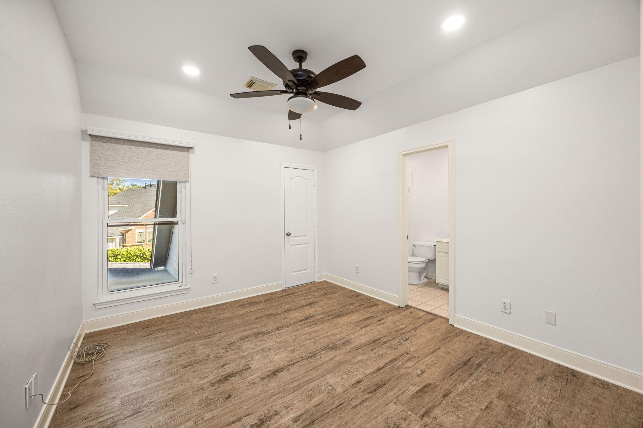 12502 Pebble Way Court