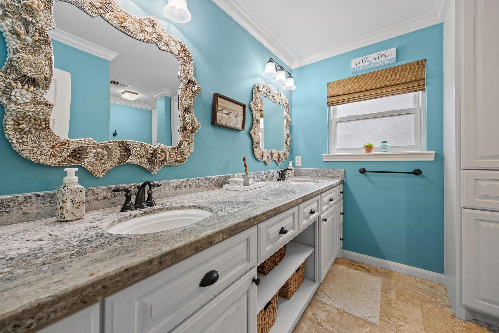 14443 Twisted Oak Lane