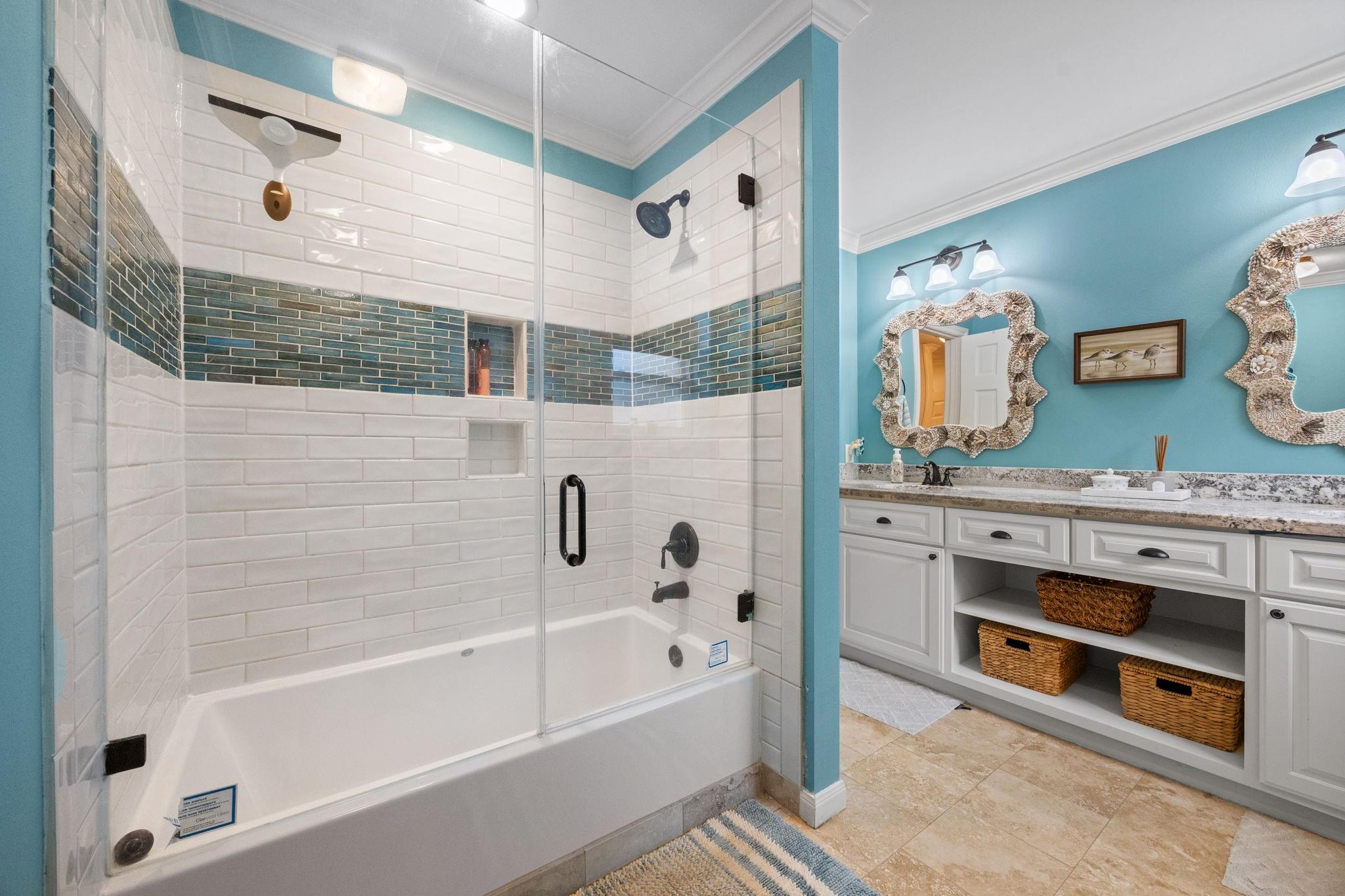 14443 Twisted Oak Lane
