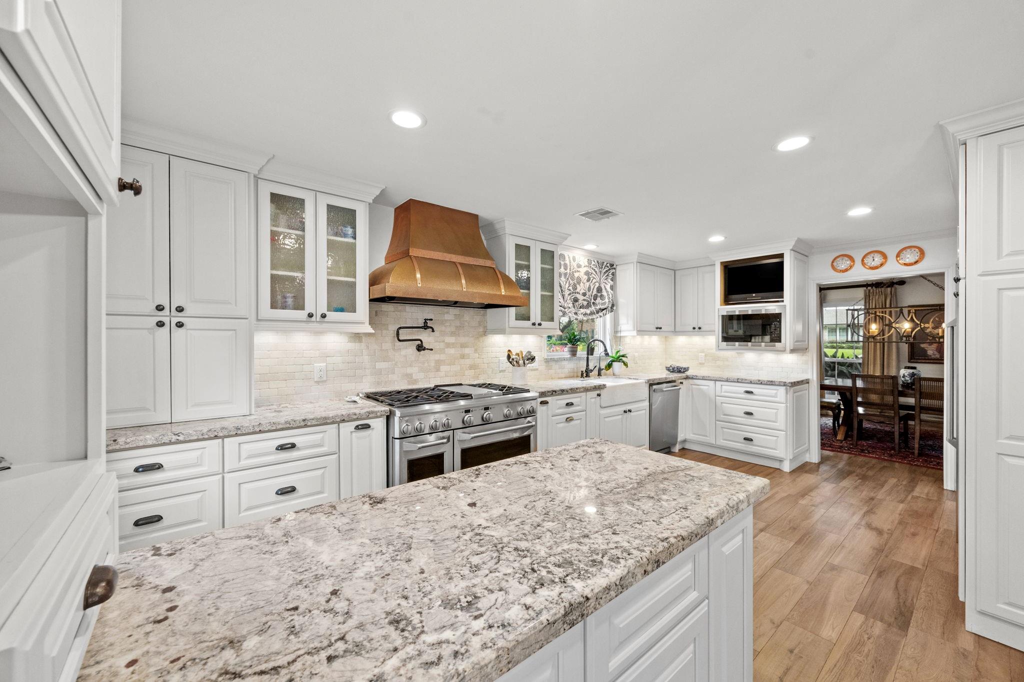 14443 Twisted Oak Lane