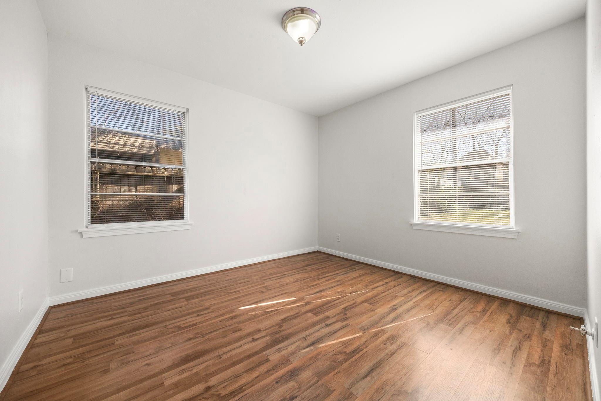 6711 Schiller Street