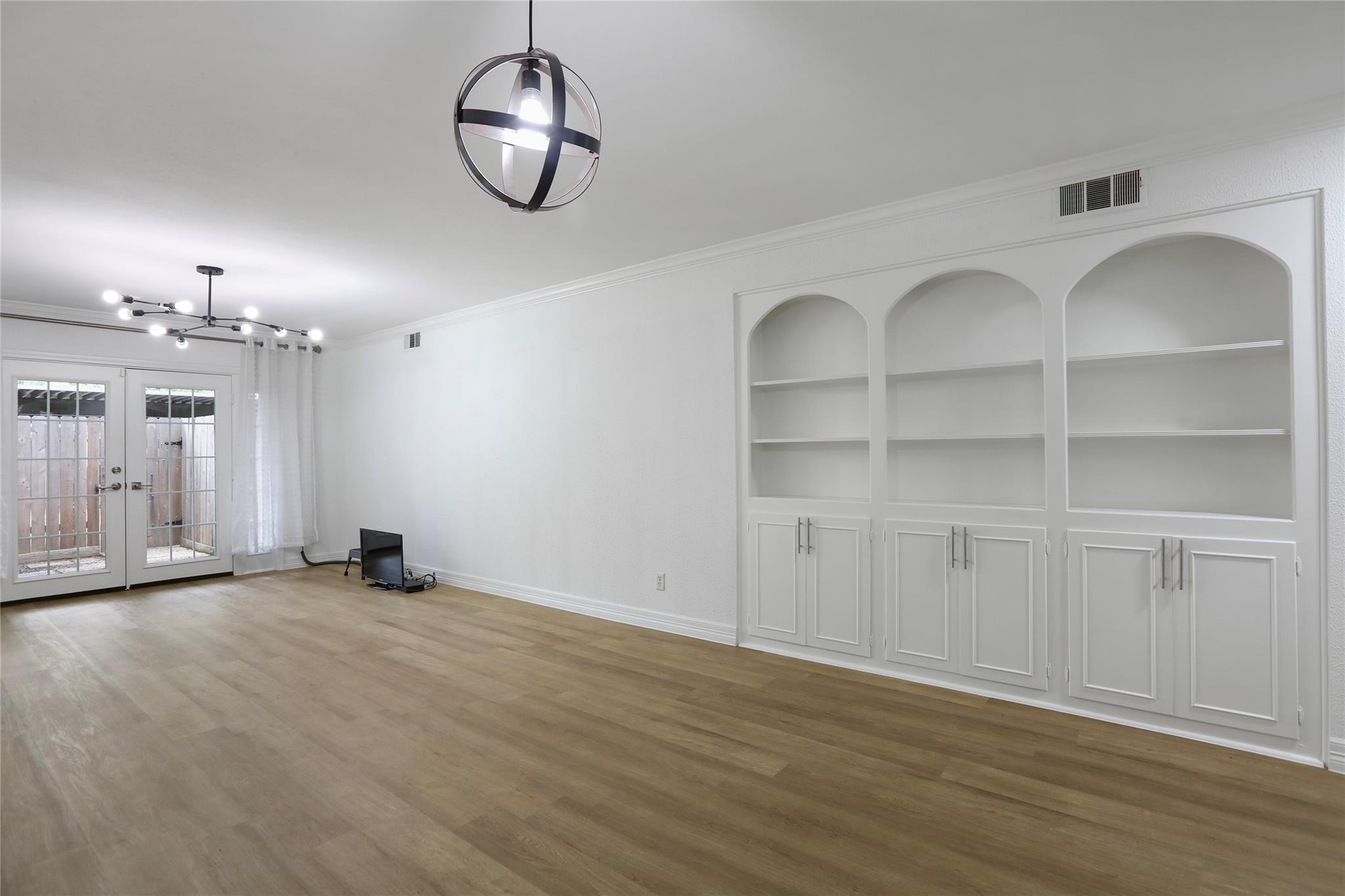 857 Wax Myrtle Lane # 4