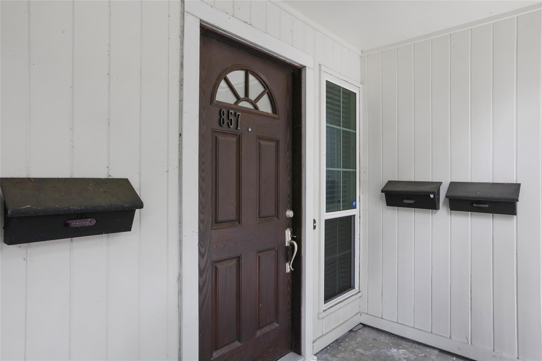 857 Wax Myrtle Lane # 4