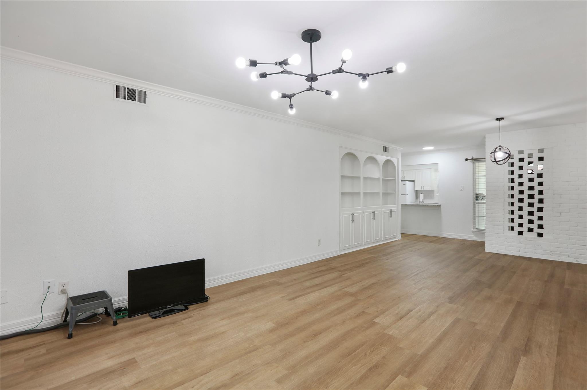 857 Wax Myrtle Lane # 4